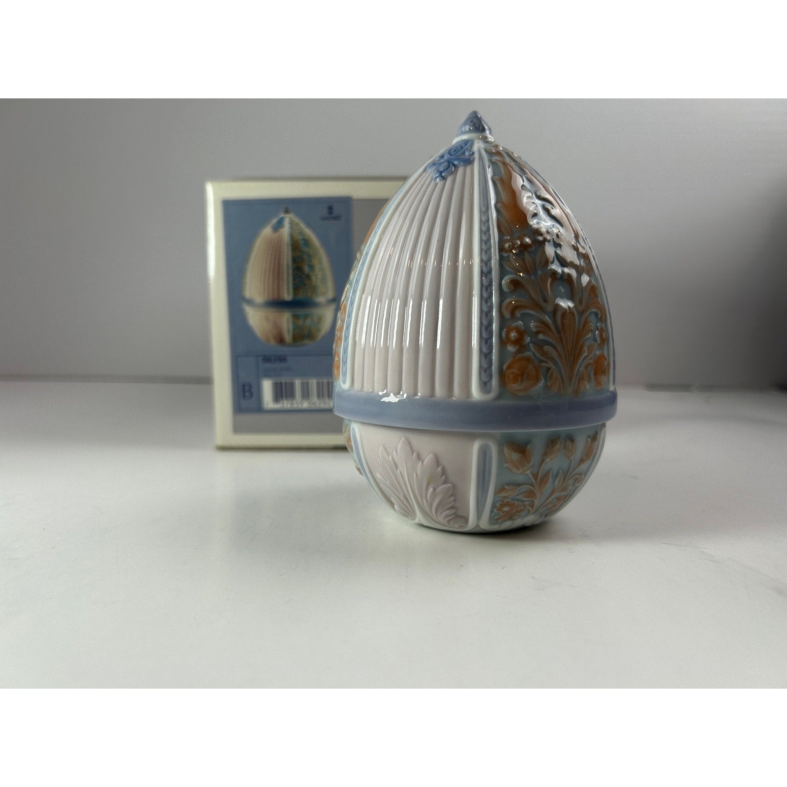 Lladró 06294 Fall Egg Porcelain Four Seasons Surprise Retired 2001 w/ Box
