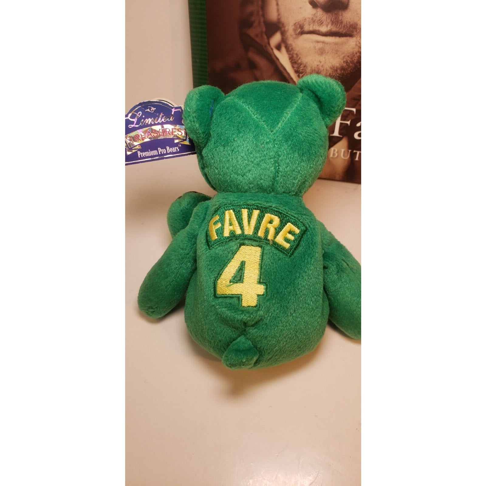 Brett Favre Sports Illustrated Tribute Book + Beanie Baby Bear 1998 GB Packers