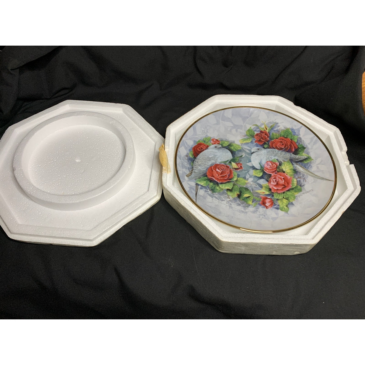Franklin Mint Love Sonnet Theresa Politowicz Dove Collector Plate Porcelain