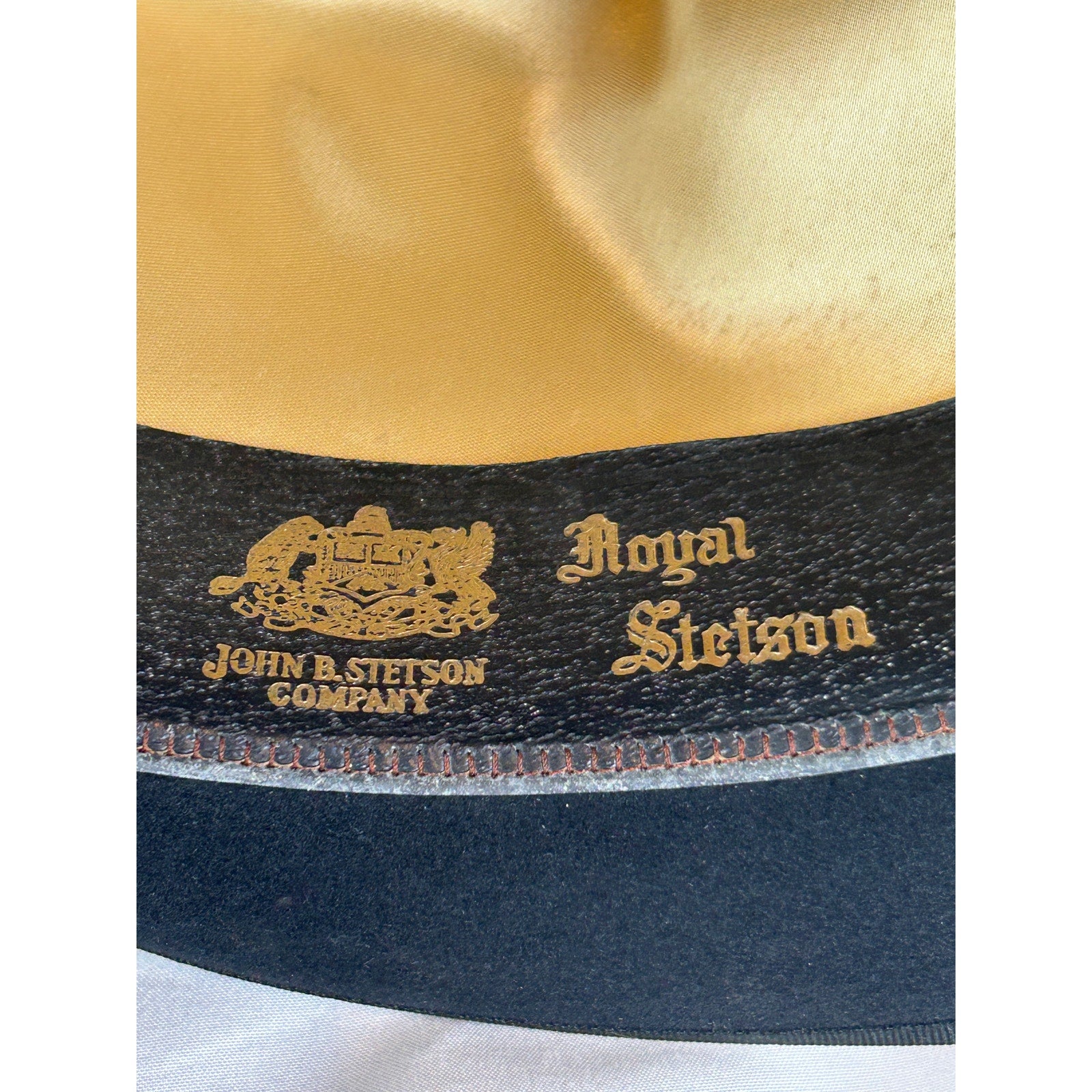 Vintage Royal Stetson Black Fedora Hat 7 1/8 Fur Felt With Box