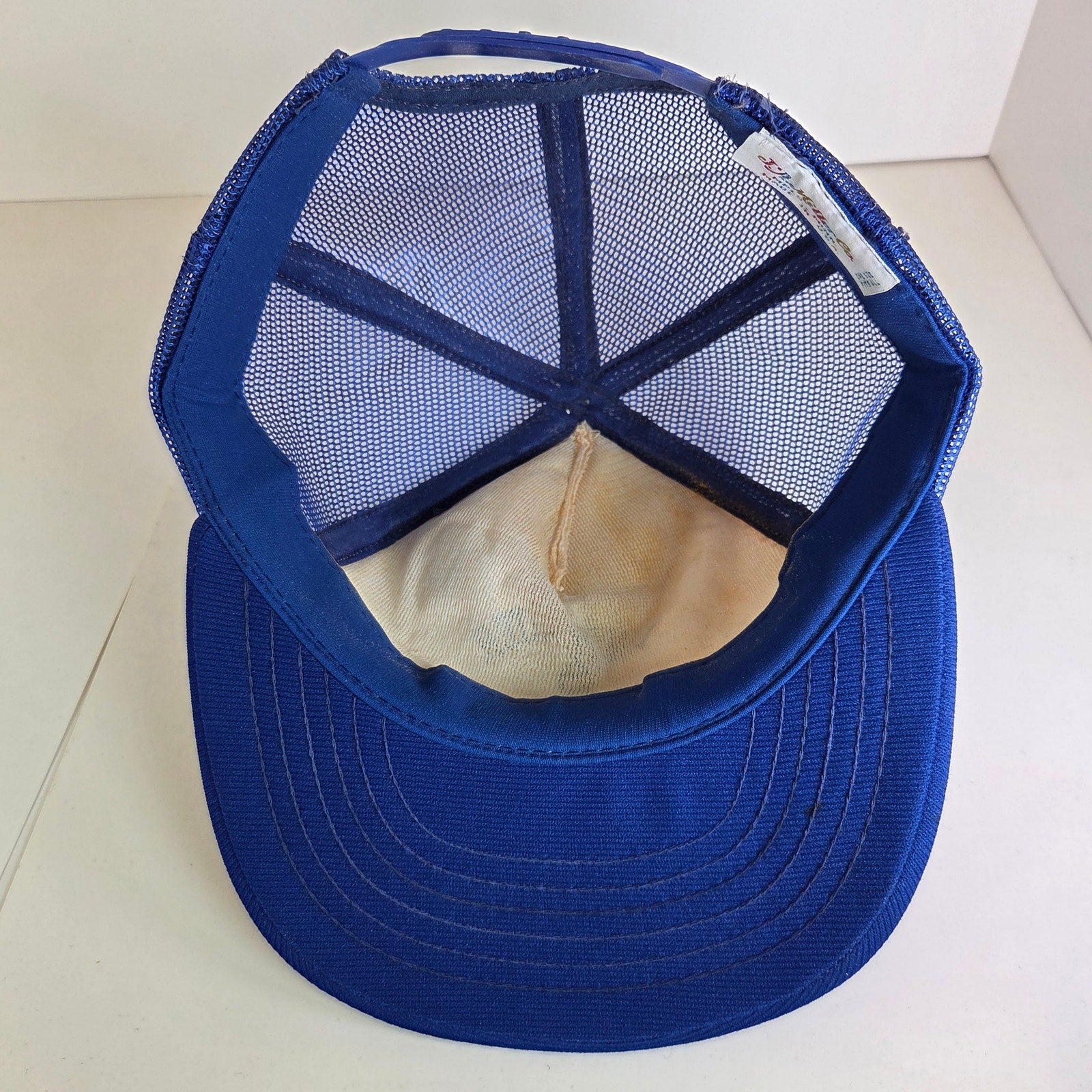 Lamplighter Inn Webb Lake WI Vintage Mesh Trucker Hat Snapback USA