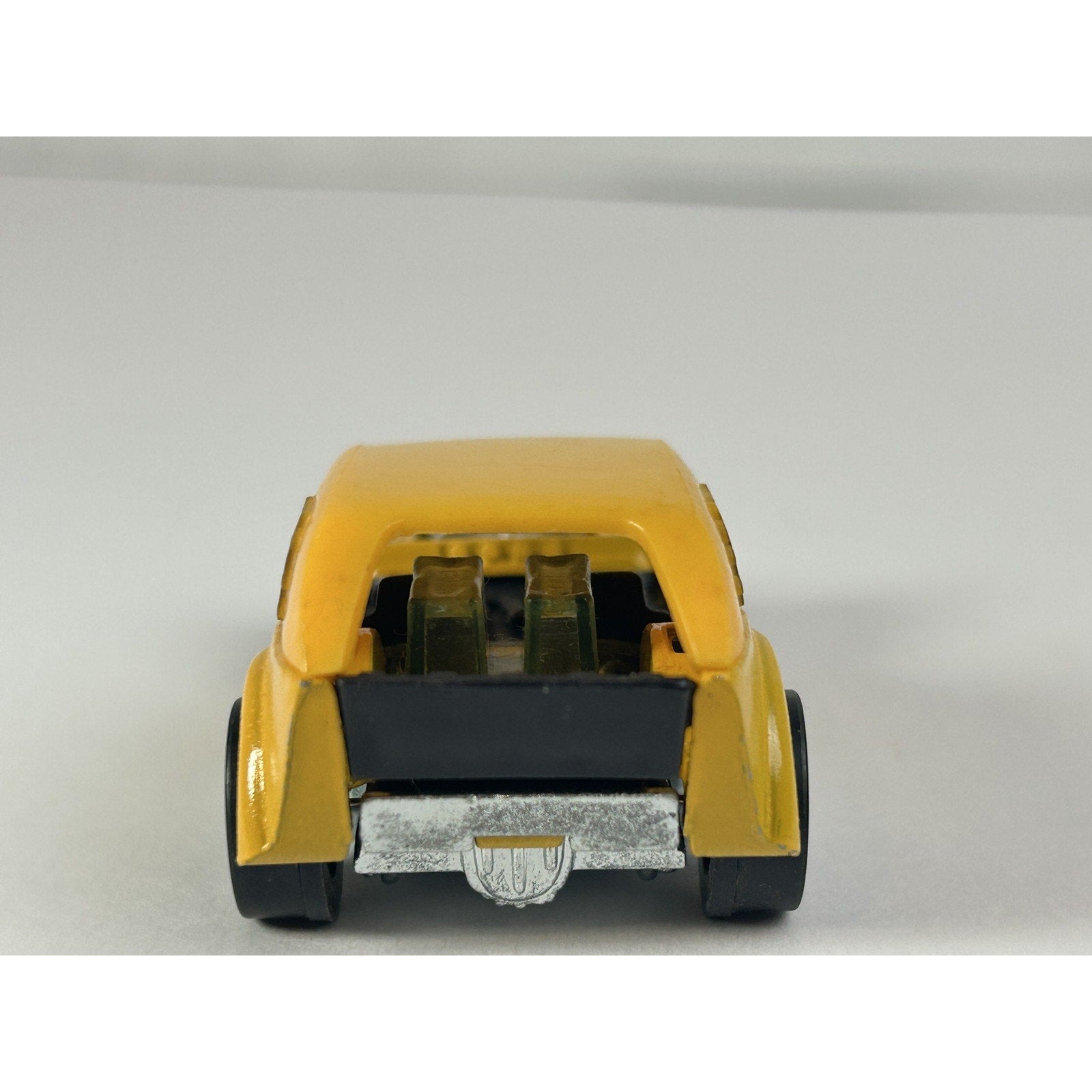 Vintage Hot Yellow 1969 Wheels Redline Ice T Diecast Car Hong Kong W/Button