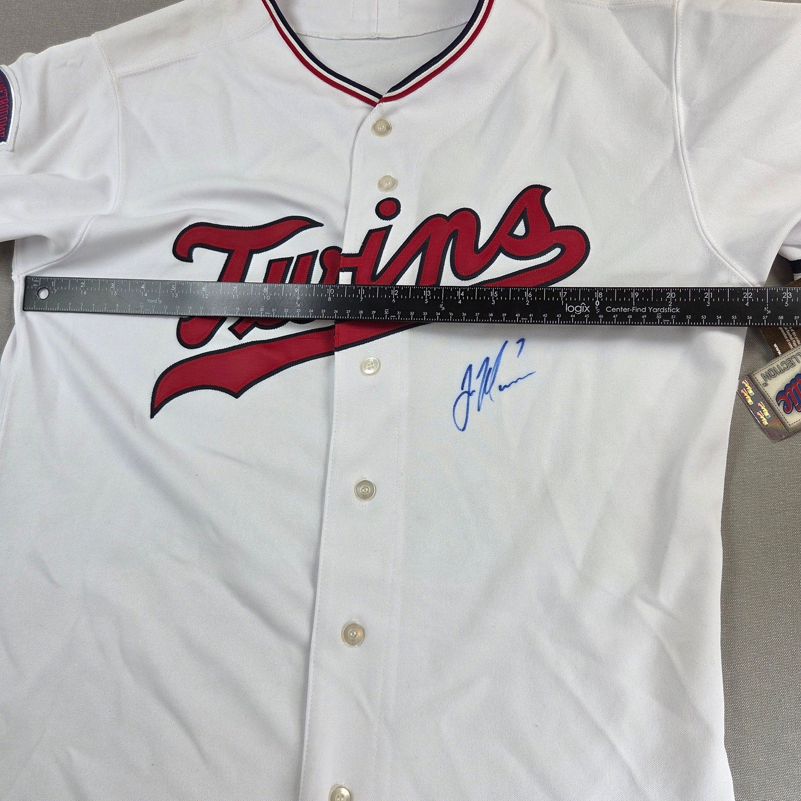Majestic Minnesota Twins Joe Mauer Signed 2009 Metrodome Jersey Size 44 NWT