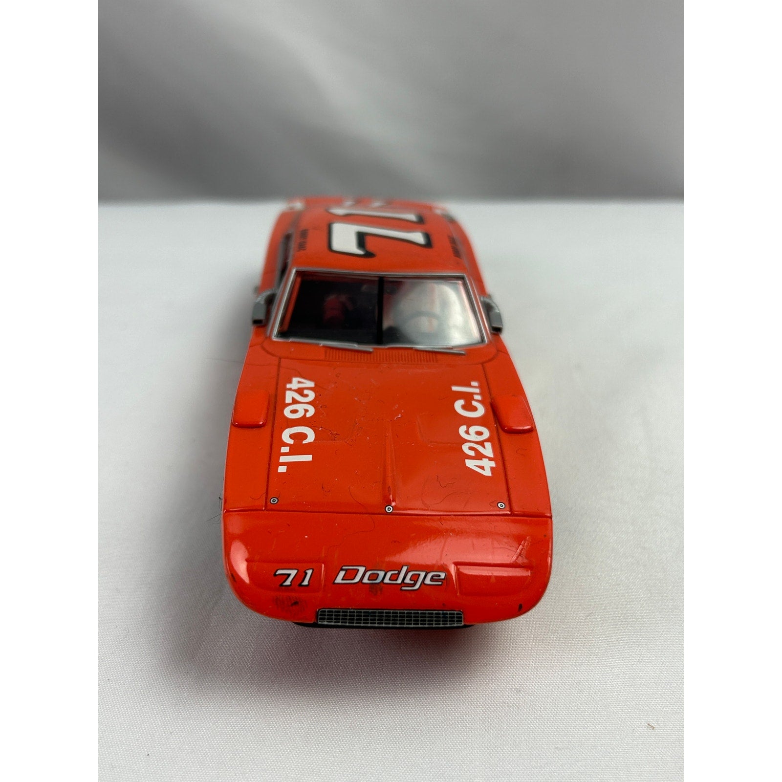 Dodge Charger Daytona 71 Bobby Isaac 1:43 NASCAR K&K Insurance Model Car