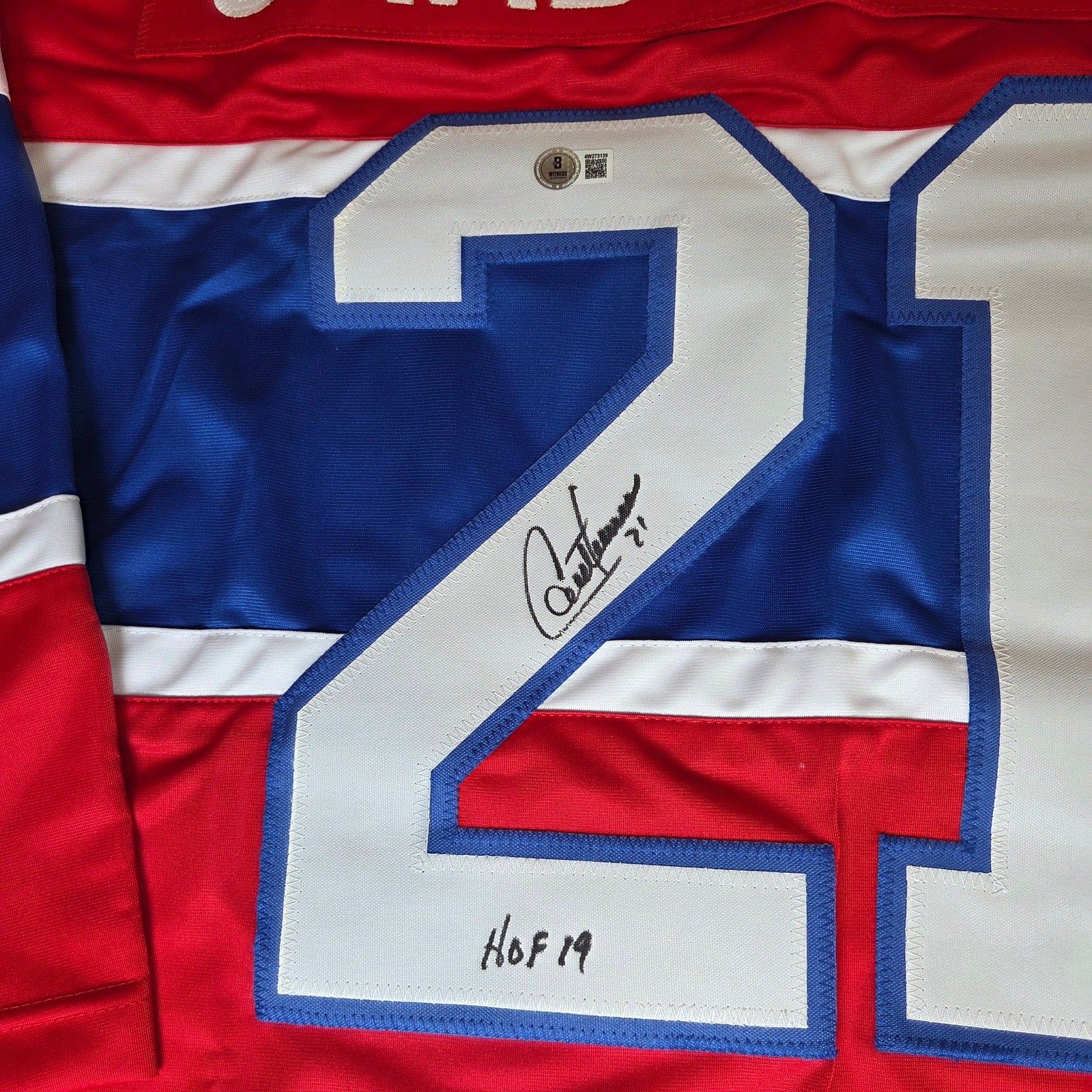 Guy Carbonneau "HOF 19" Signed Montreal Canadiens Custom Jersey Beckett Witness