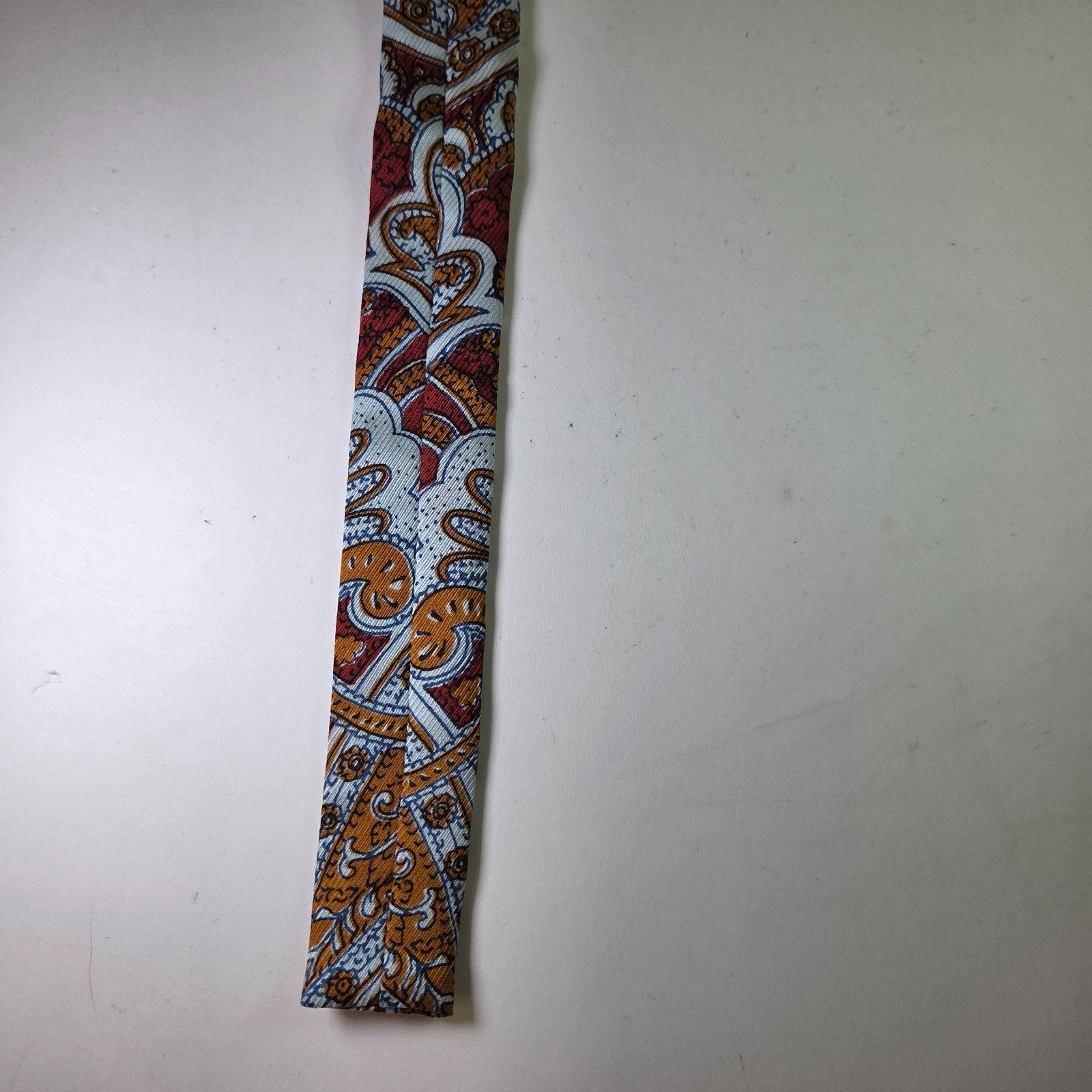 Vintage Rooster Flat Tip Tie Paisley Red Gold White Hand Printed USA 3.25"