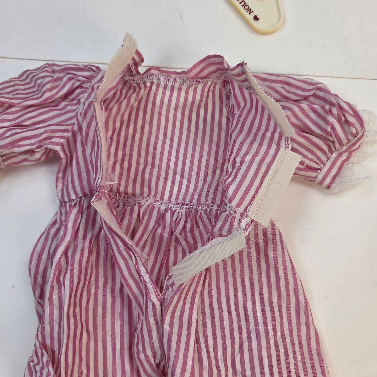 Pleasant Company American Girl Samantha 1989 Birthday Dress Fan Hanger Vintage