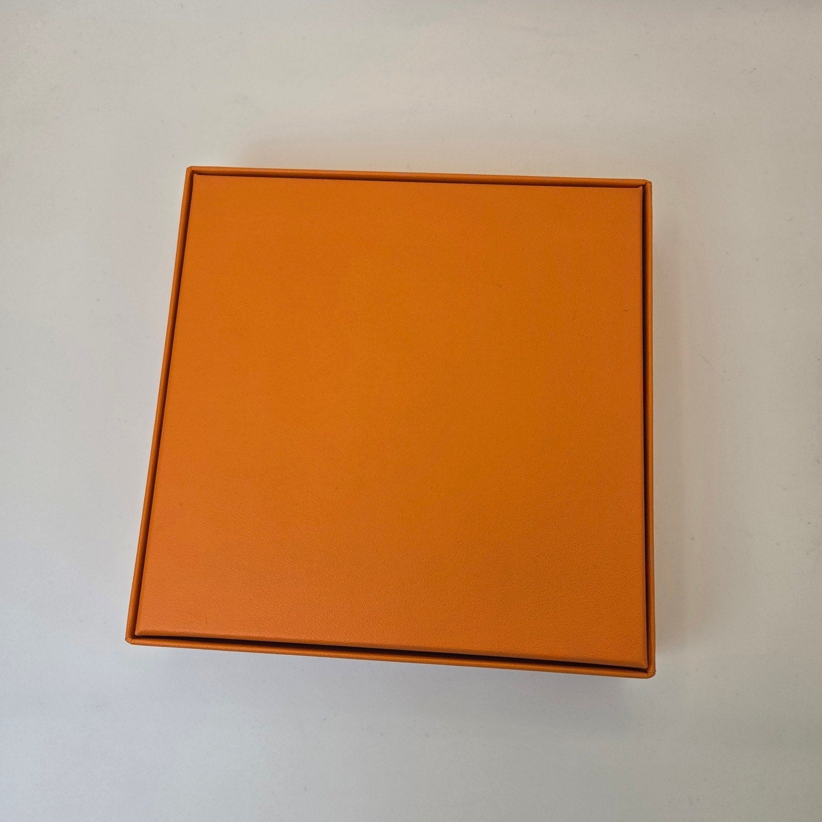 Hermès Paris Orange Presentation Gift Box Empty w/ Insert 6x6x1.25