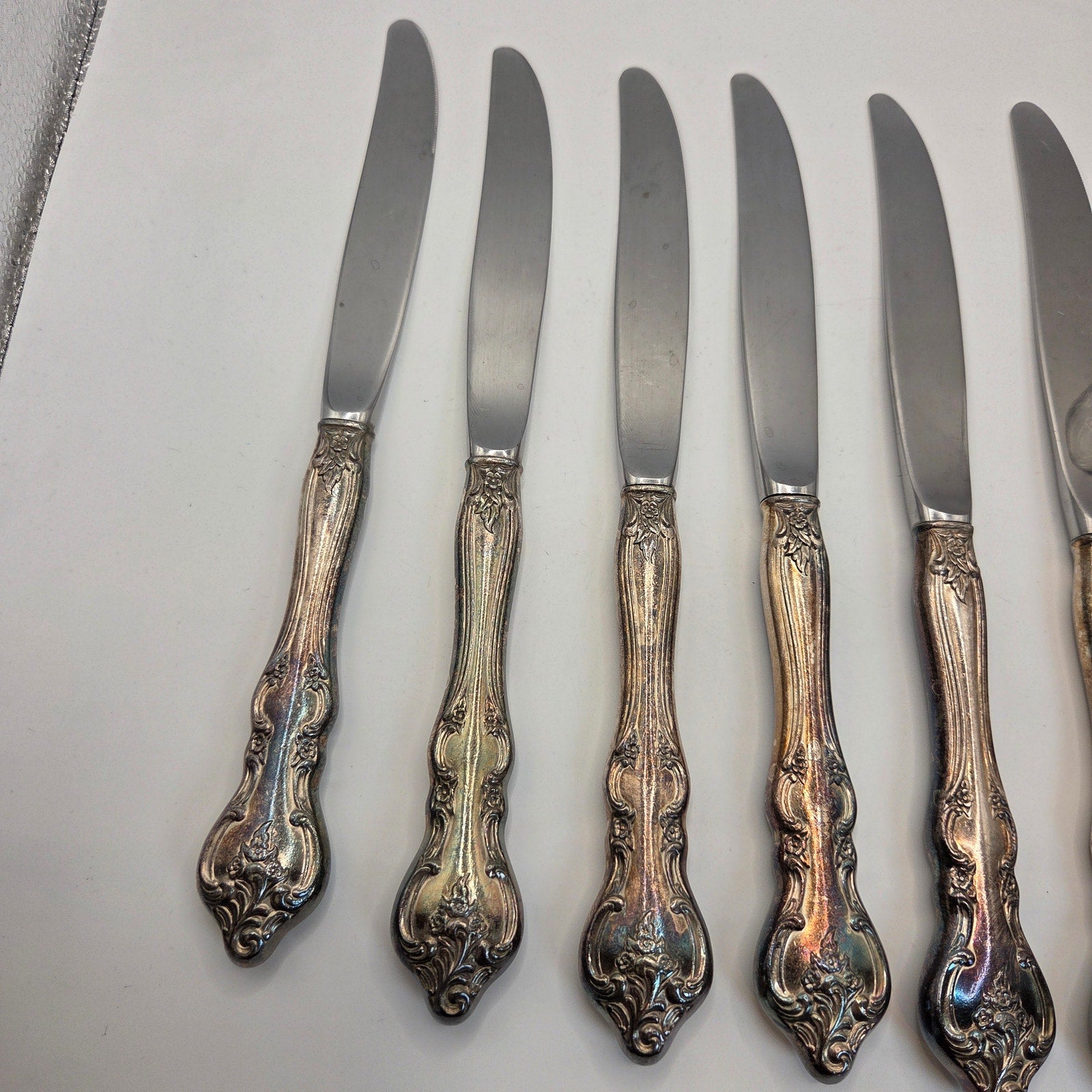 International Silver Deepsilver Countess Dinner Knives Set of 8 Vintage 1971