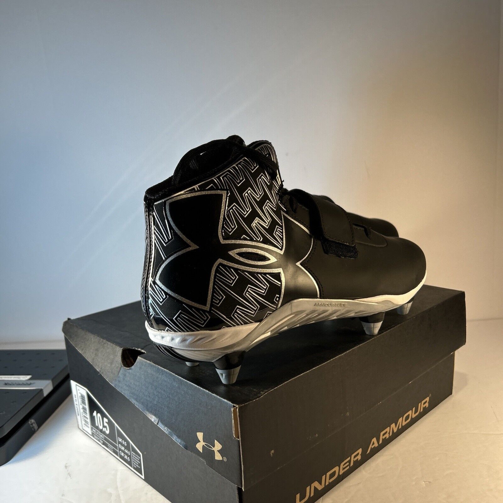 Under Armour C1N Cam Newton Football Cleats Black Mid Men's Size 10.5 New