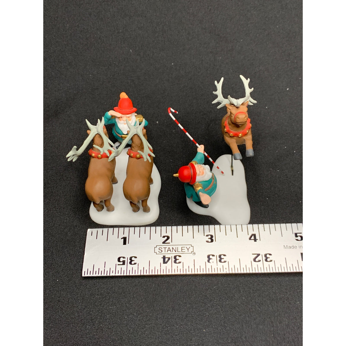 Dept 56 Reindeer Training Camp 56436 North Pole Series Set of 2 Retired 1998