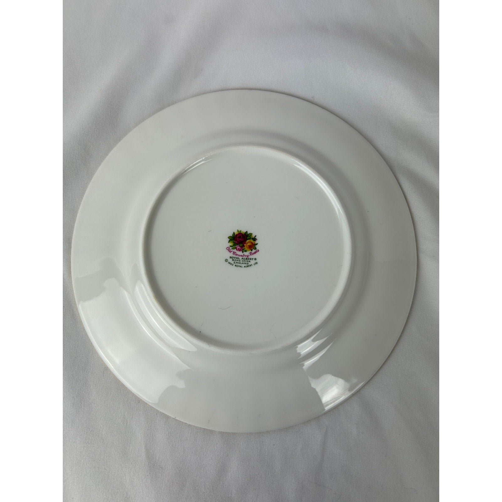 Royal Albert Old Country Roses Bone China Salad Plate 8 Inch England