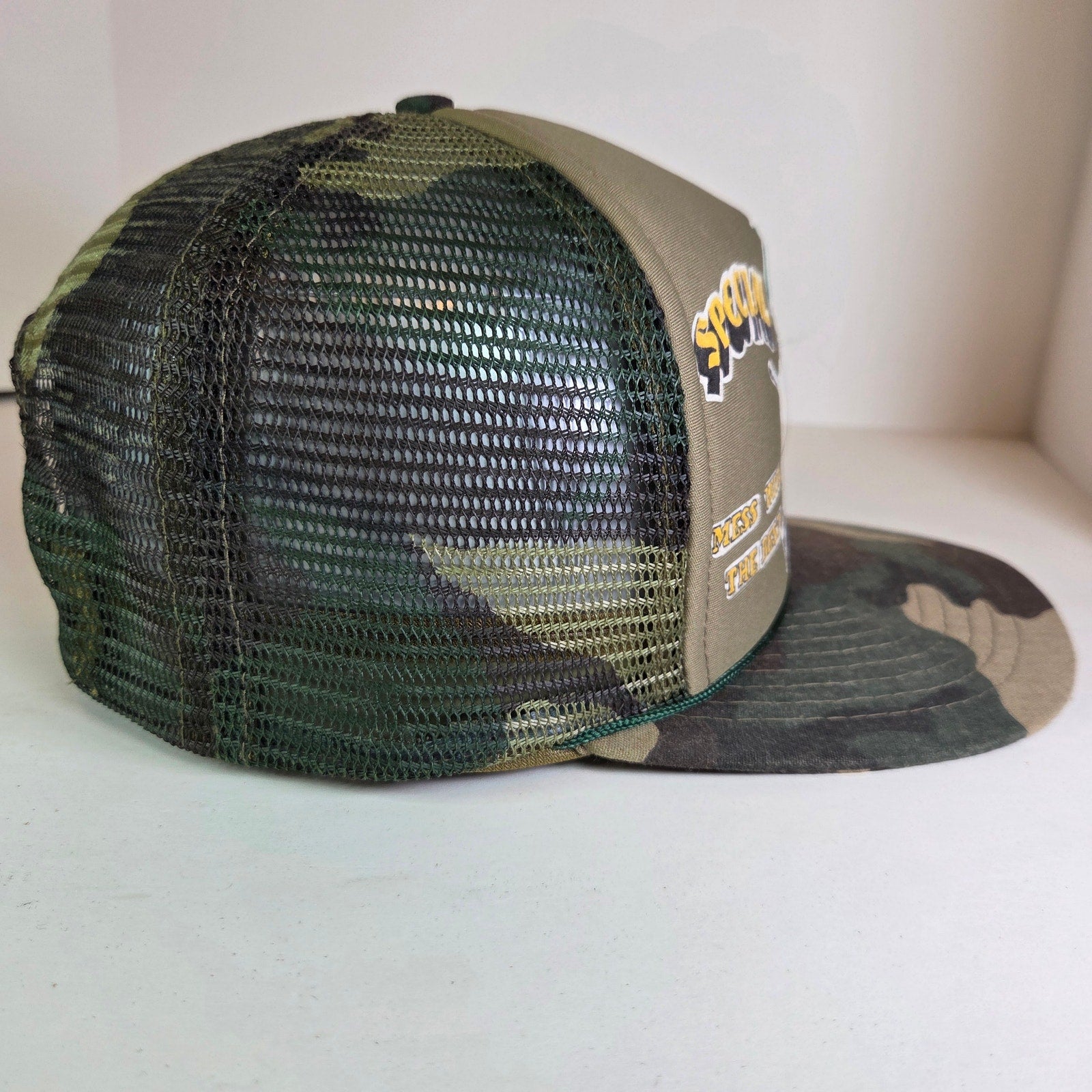 Vintage Taiwan ROC Special Forces Mesh Snapback Hat Skull Rifles Camo 1980s