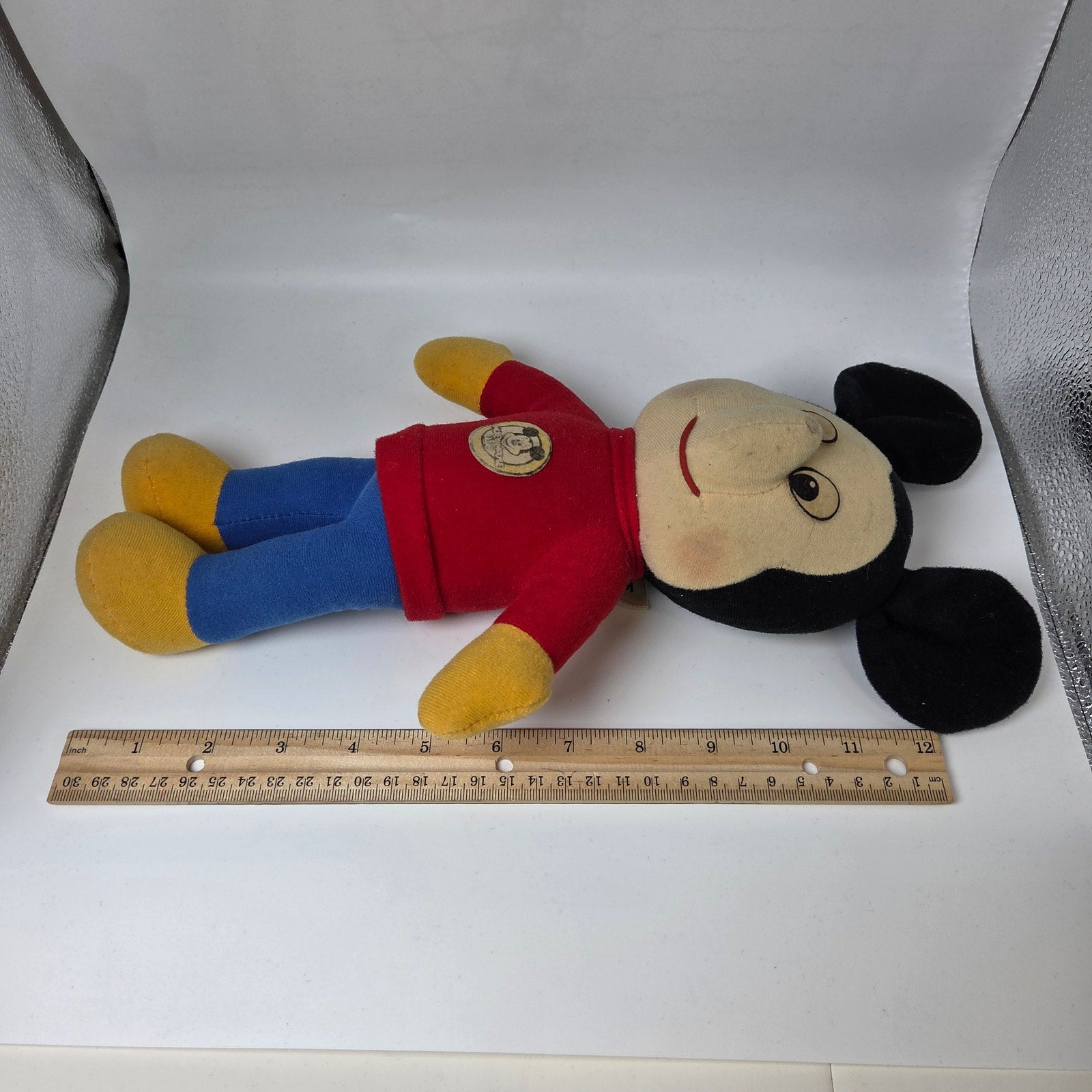 Vintage Knickerbocker 1976 Walt Disney Mickey Mouse Plush 14″ Taiwan