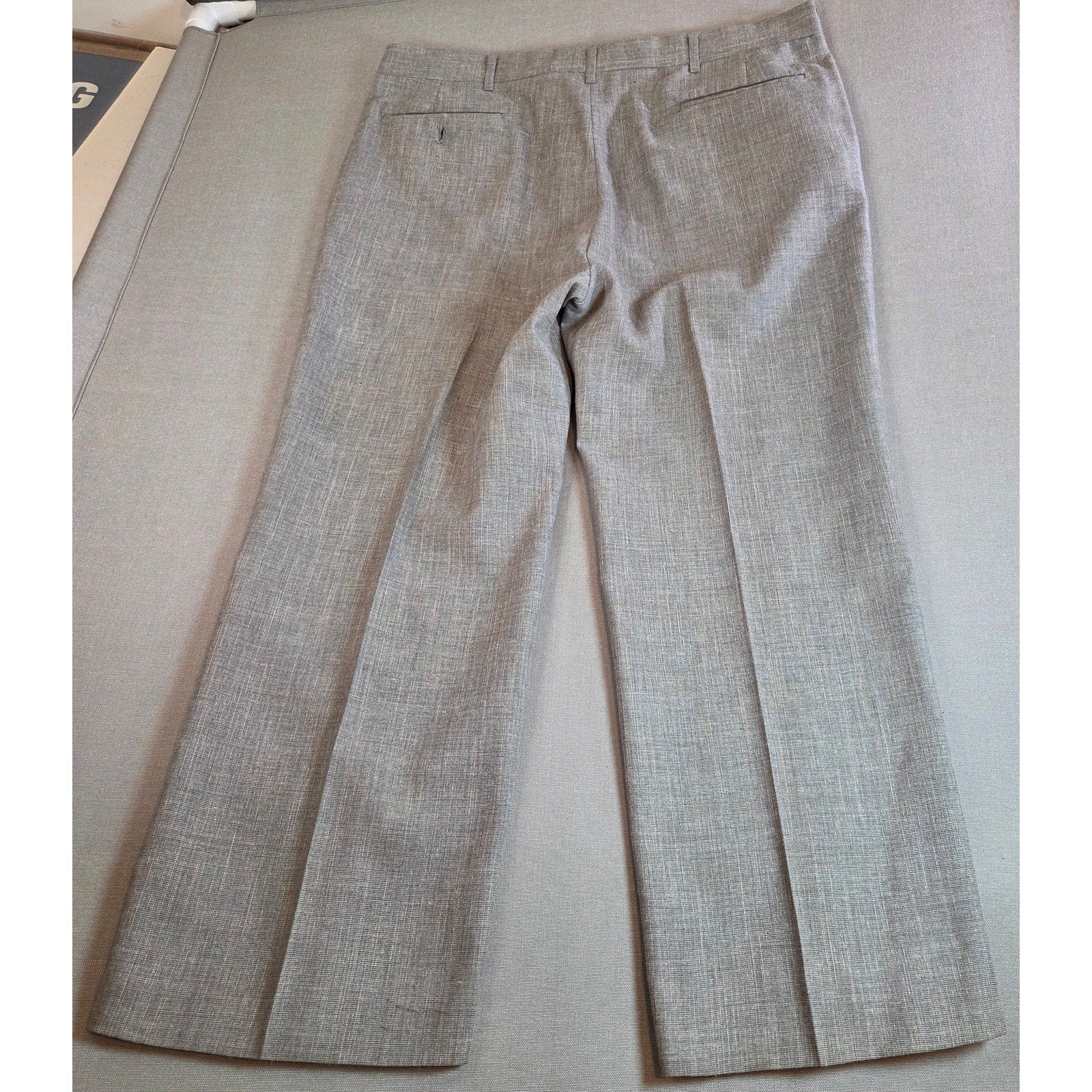 Vintage Haggar Pleated Slacks Men’s 37x26 Gray Dress Pants USA 1980s