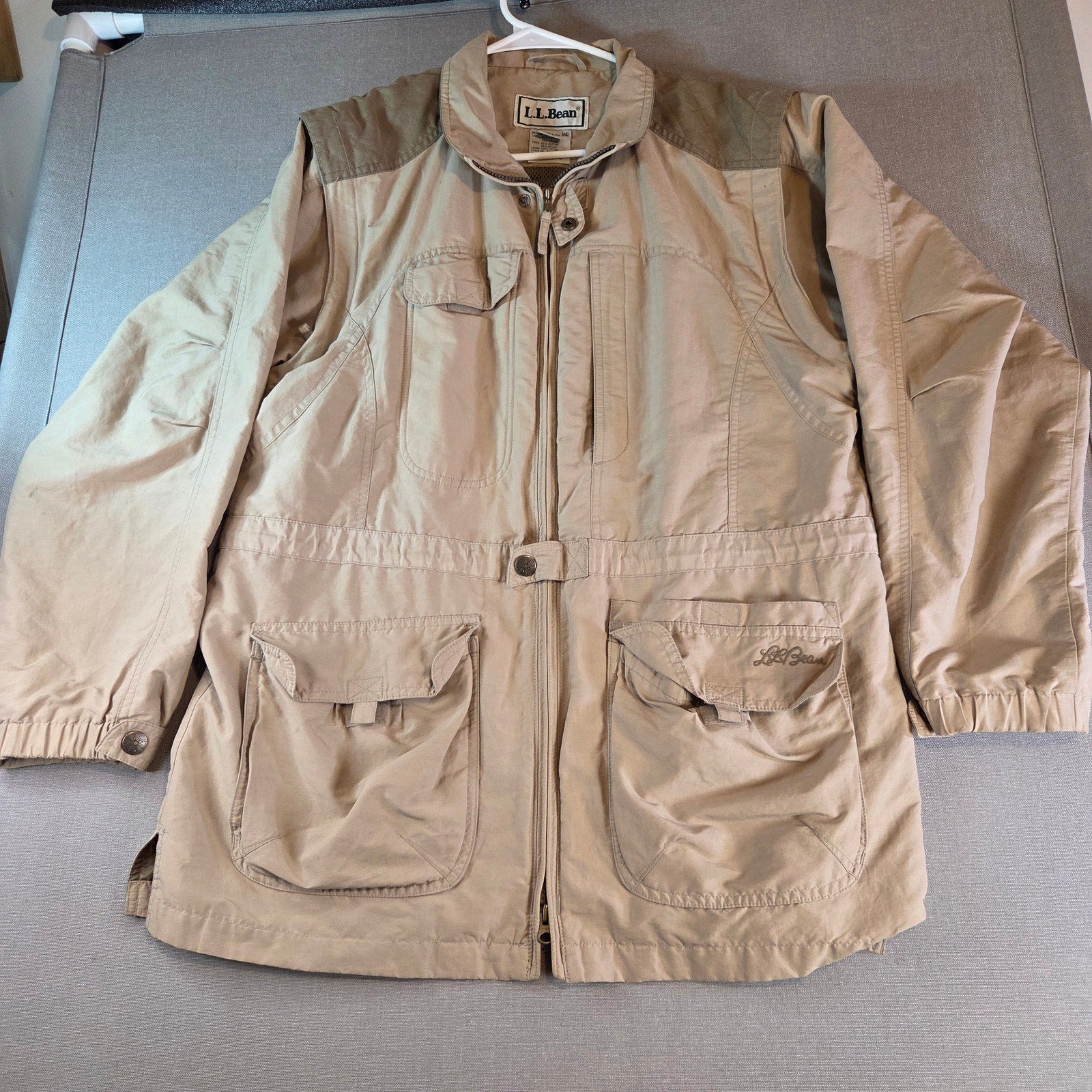 L.L. Bean Women’s Convertible Field Jacket Vest Beige Large Zip Off Sleeves