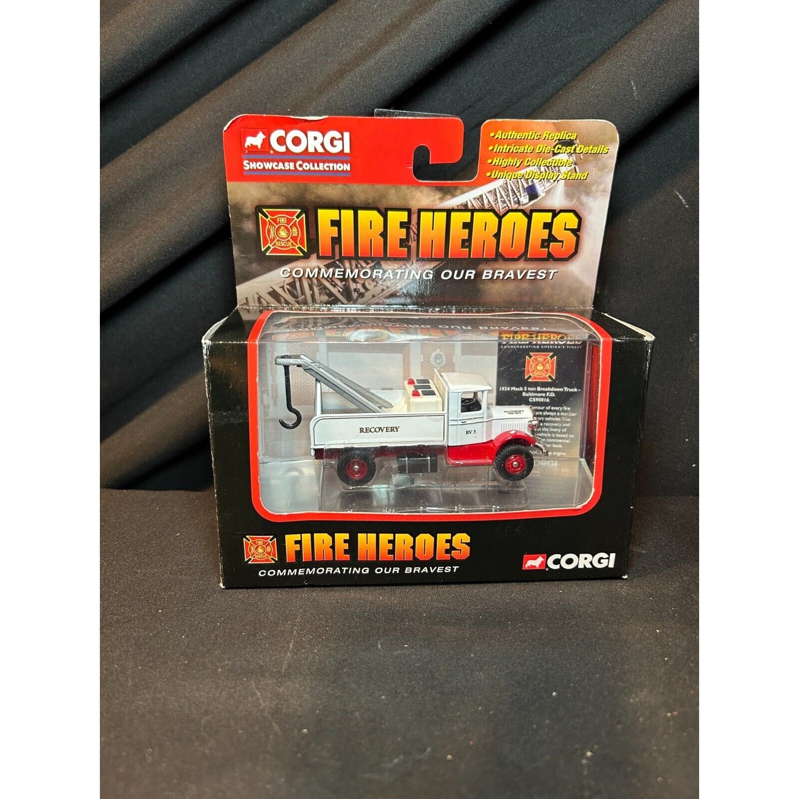 Corgi Fire Heros 1934 Mack 5 ton Breakdown Truck Baltimore MD CS90016 2002 MIB