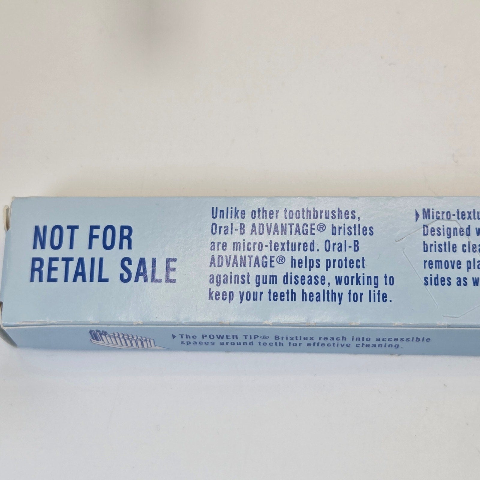 Oral-B Advantage Micro-Textured Toothbrush 30 Soft NOS 1996 Dental Promo