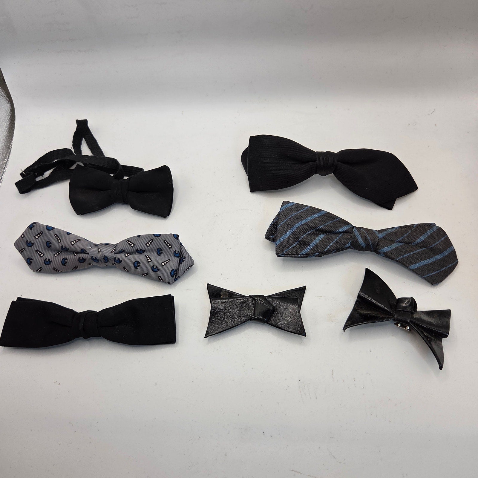 Vintage 1950s–70s Boys Clip-On Bow Tie Lot of 7 Royal Ormond Beau Clip