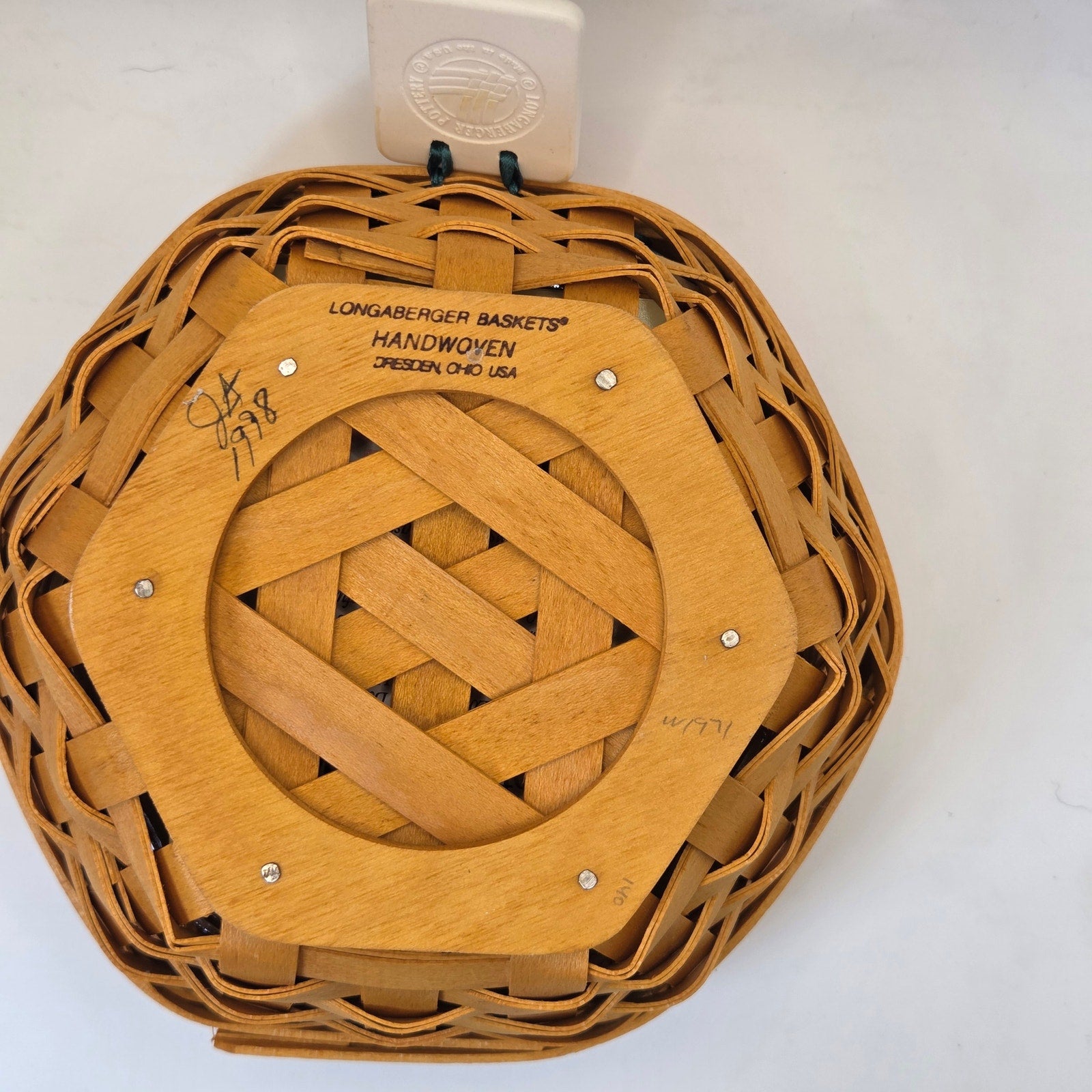 Longaberger 1998 7in Generations Basket 13757 Lid Protector Tie-On USA