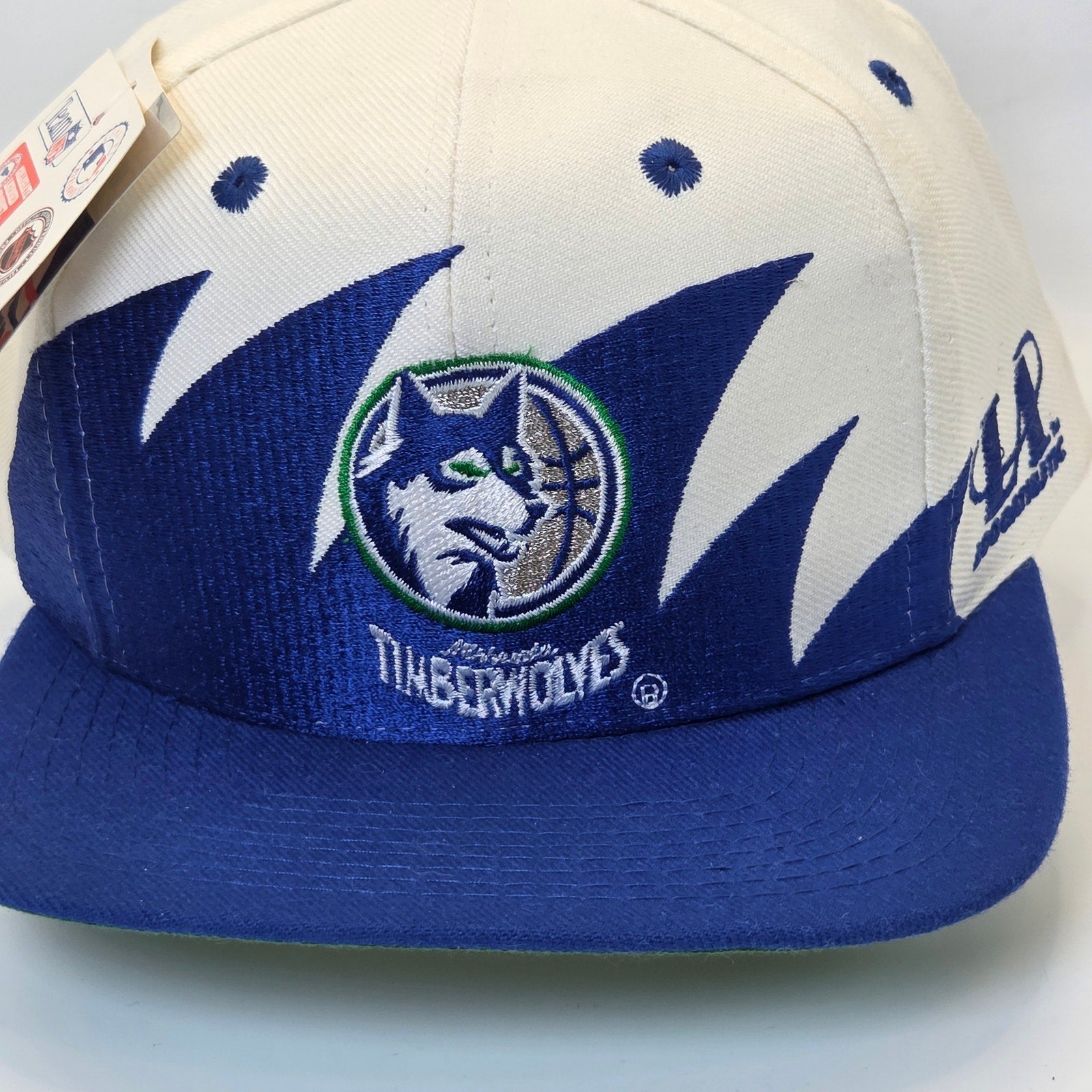 Logo Athletic Minnesota Timberwolves Sharktooth Snapback Hat Vintage 90s NWT