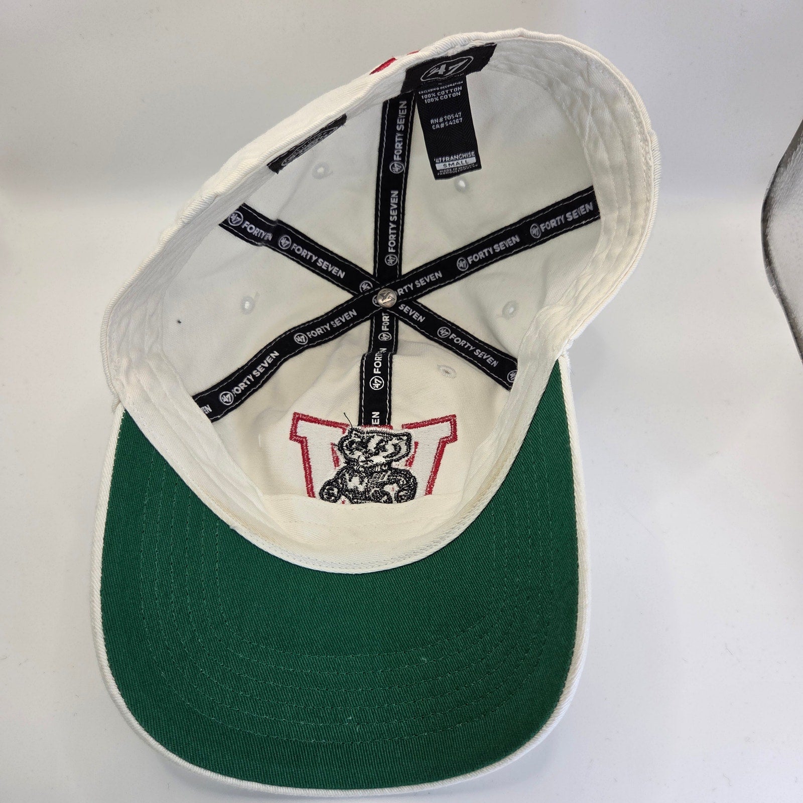 Wisconsin Badgers ’47 Brand Fitted Baseball Hat Cap White Cotton Size S