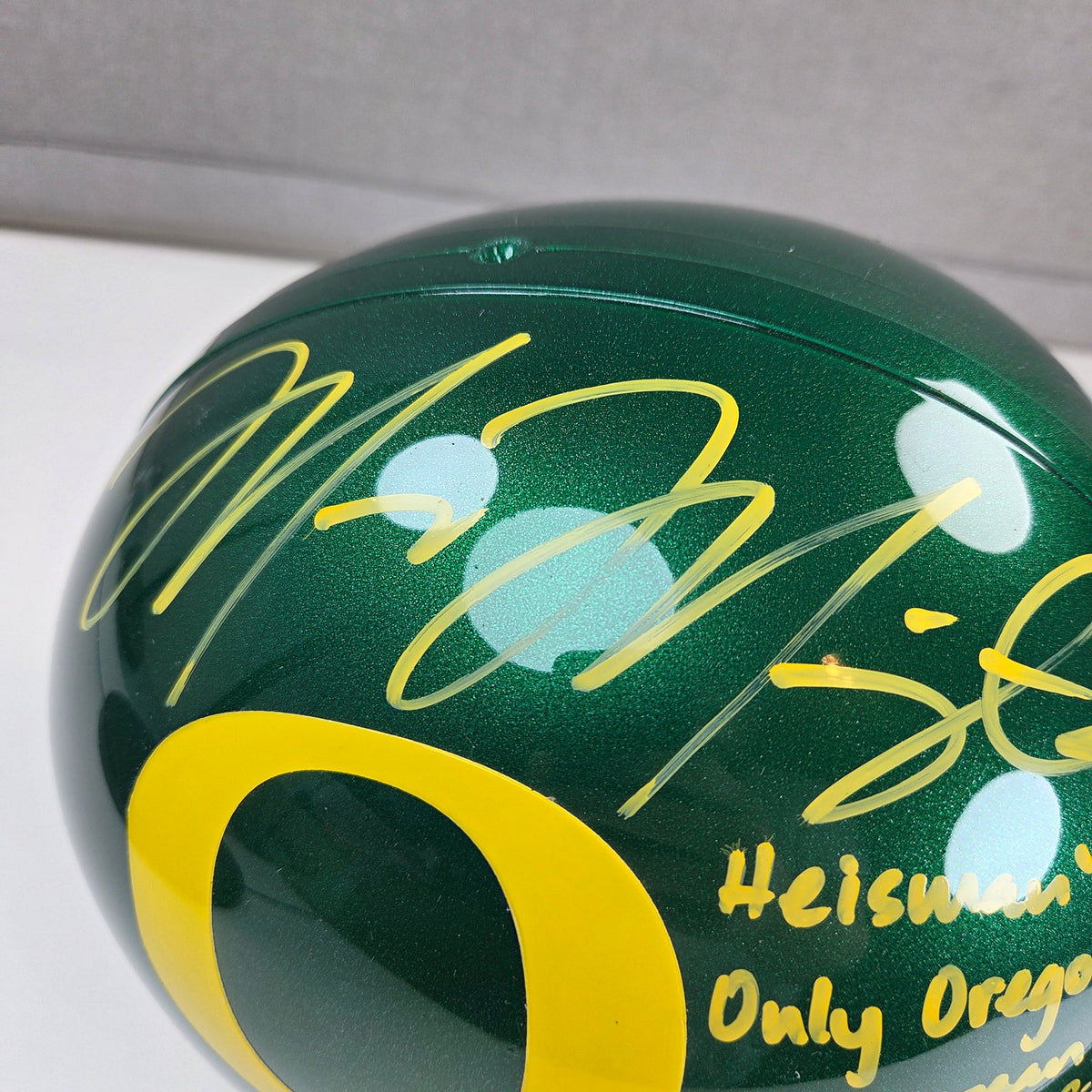 Marcus Mariota Heisman Autographed Oregon Ducks Replica Helmet JSA COA