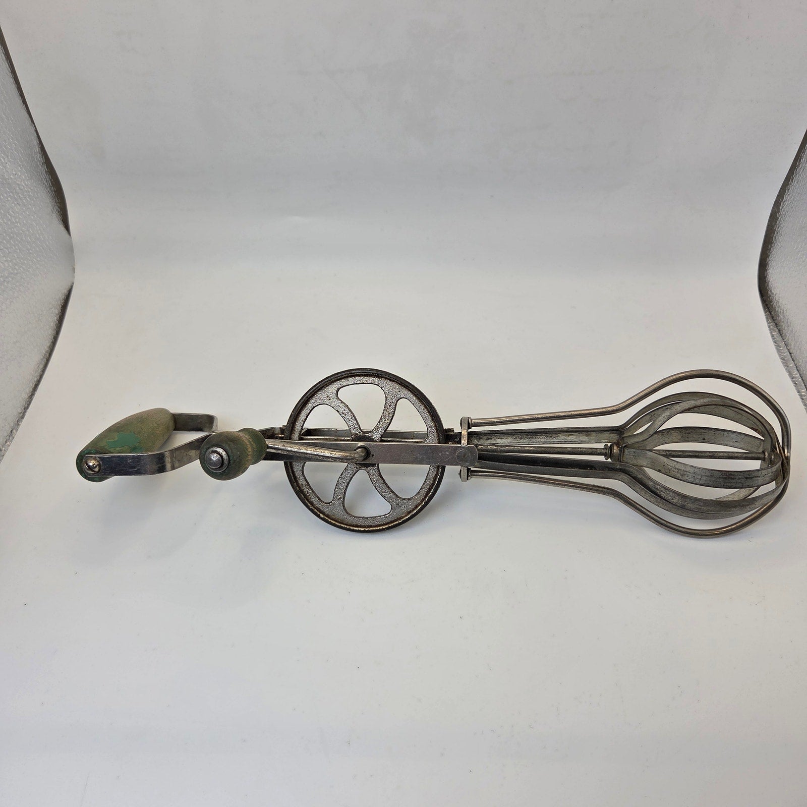 Aurelius Bros Hand Crank Egg Beater Mixer Braham MN Cast Gear 1920s