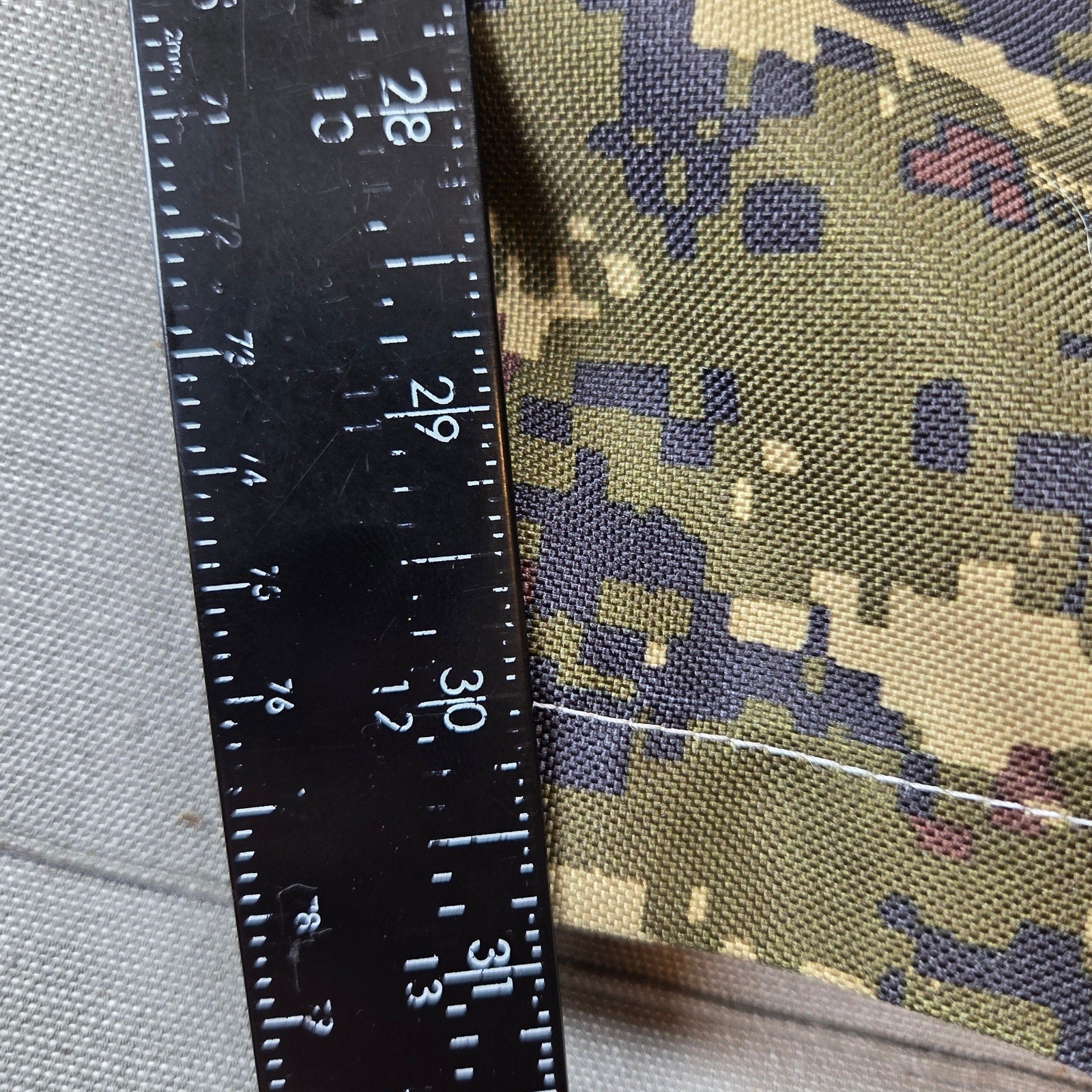 Tippmann Tactical Wear Paintball Pants Camo Vented Cargo Size L Adjustable