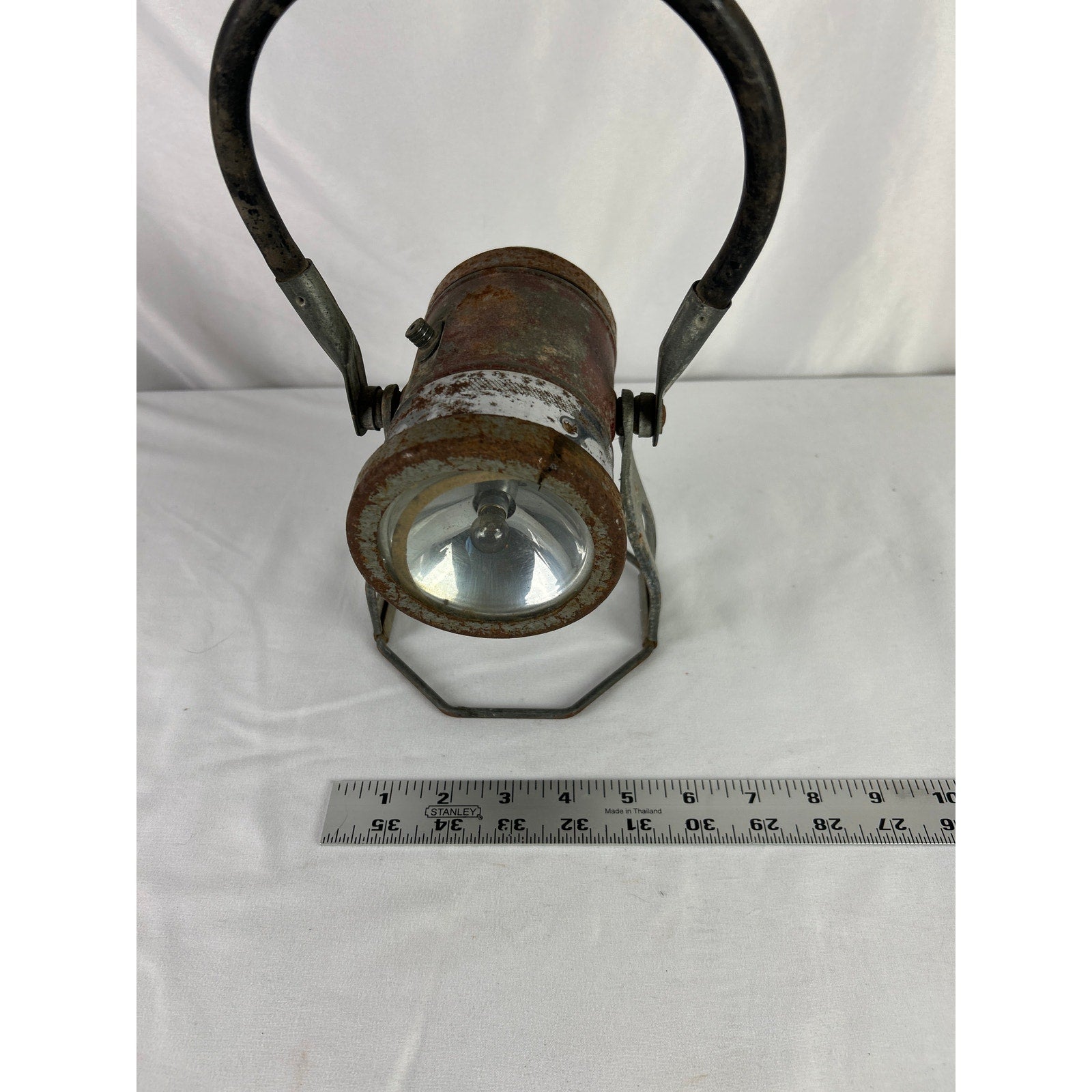 Empire Metal Ware Railroad Lantern Vintage 6V Battery Work Light