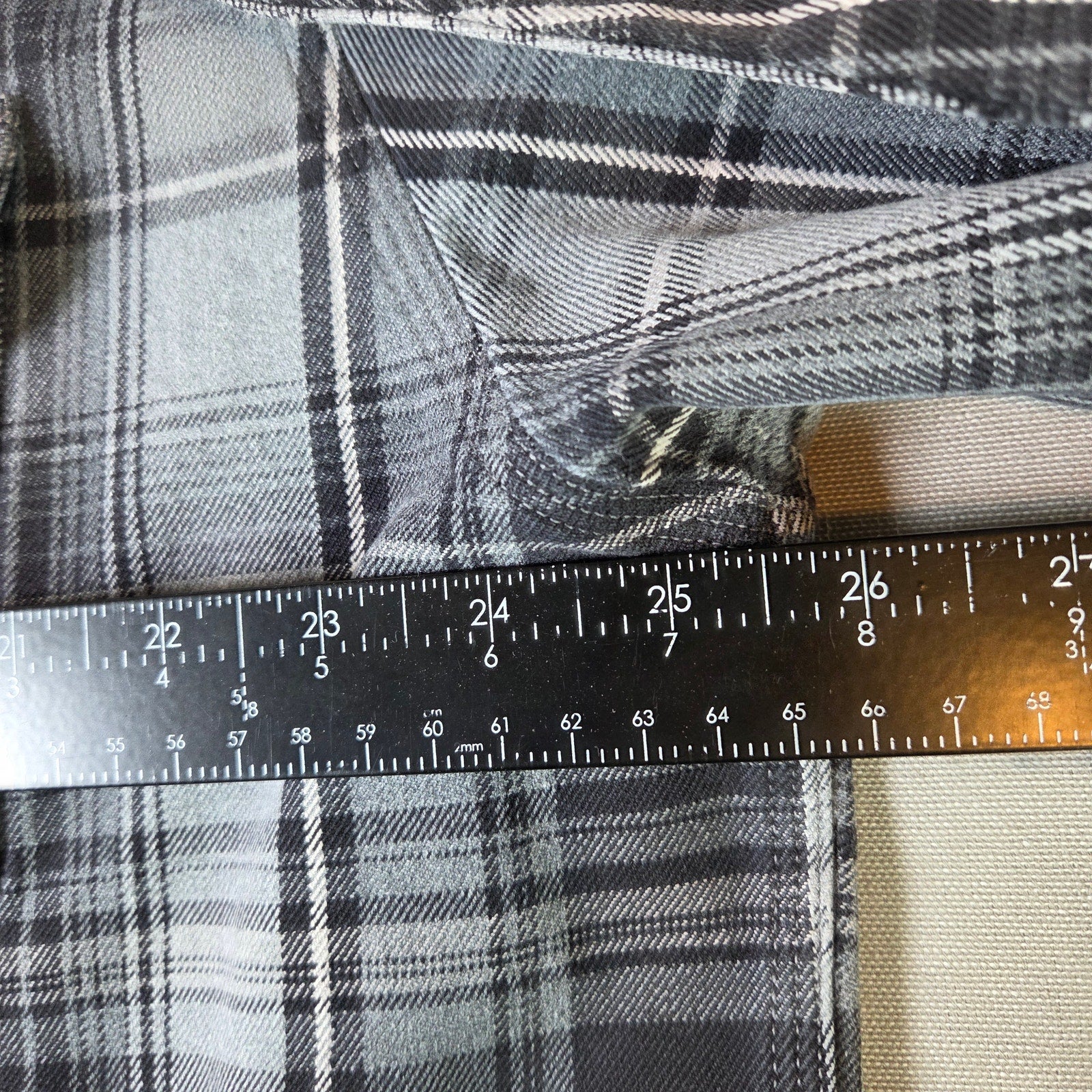 Carhartt XL Tall Heavyweight Plaid Flannel Work Shirt Gray 100% Cotton