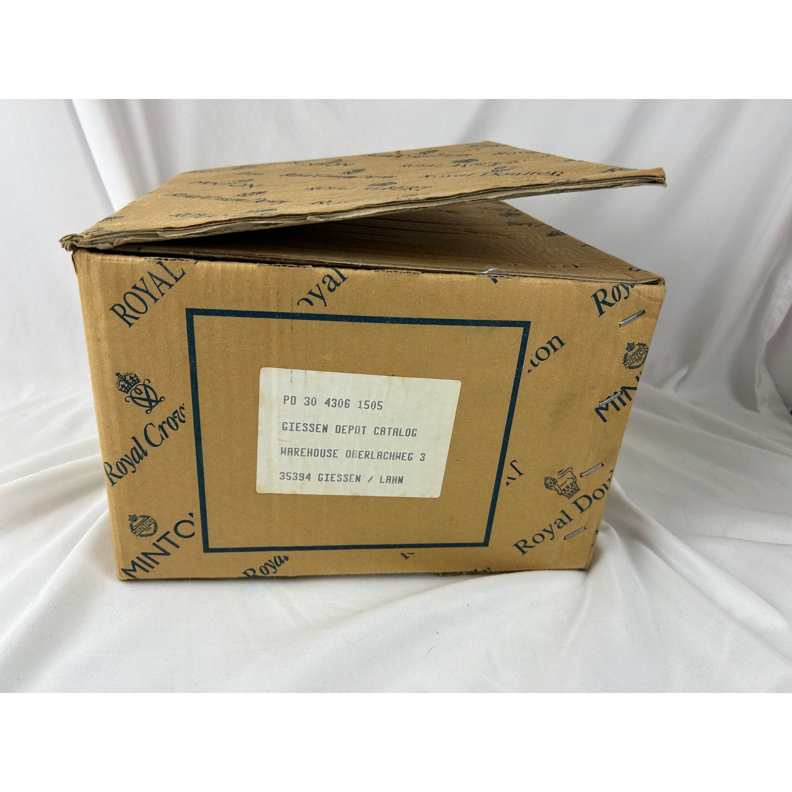 Vintage Royal Albert Old Country Roses China 4 Complete Settings, Mint Condition