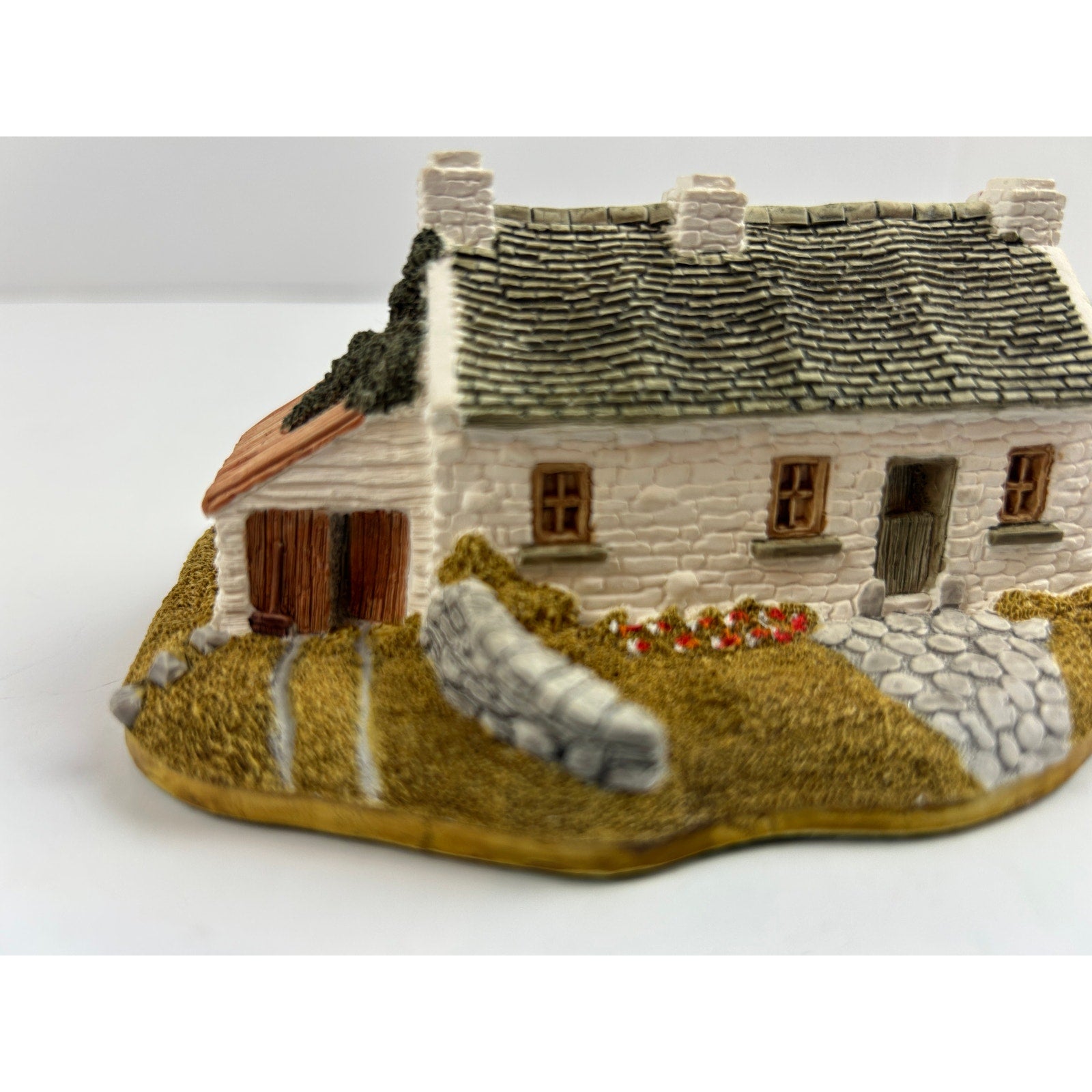 Lilliput Lane Hegarty’s Home 1989 Irish Collection Cottage w Box & Booklet