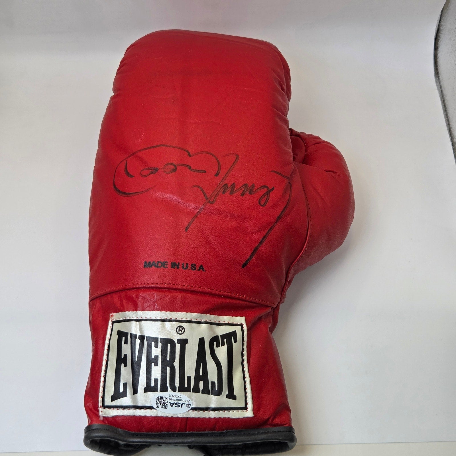 Lennox Lewis Signed Everlast Boxing Glove 2001 JSA COA CK20931 Auto
