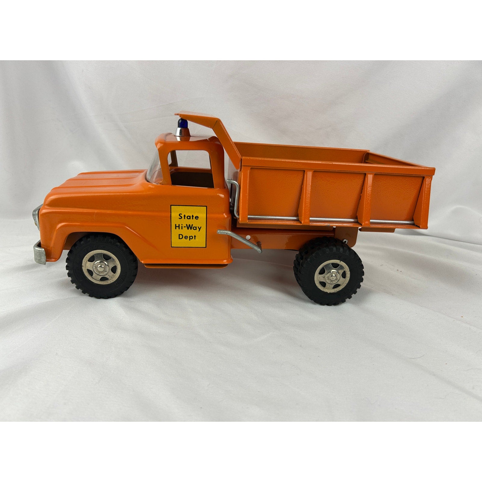 Vintage Tonka State Hi Way Dept Hydraulic Dump Truck Pressed Steel 1950s