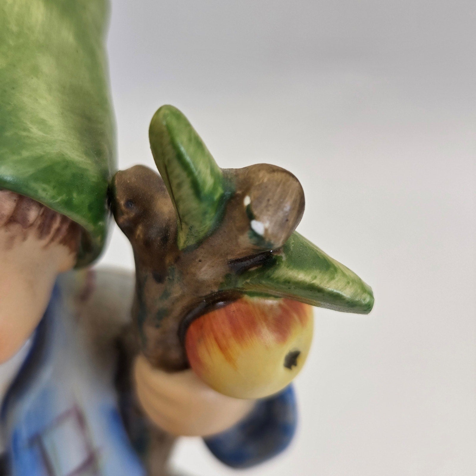 Goebel Hummel Apple Tree Boy 142/1 TMK5 West Germany Figurine 5.75" Tall