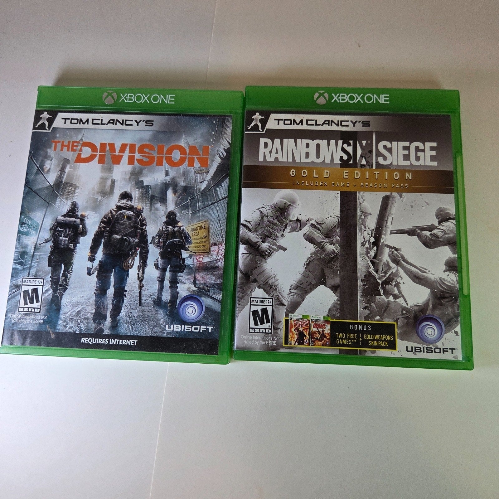 Xbox One 2-Game Set – Tom Clancy’s Rainbow Six Siege Gold + The Division