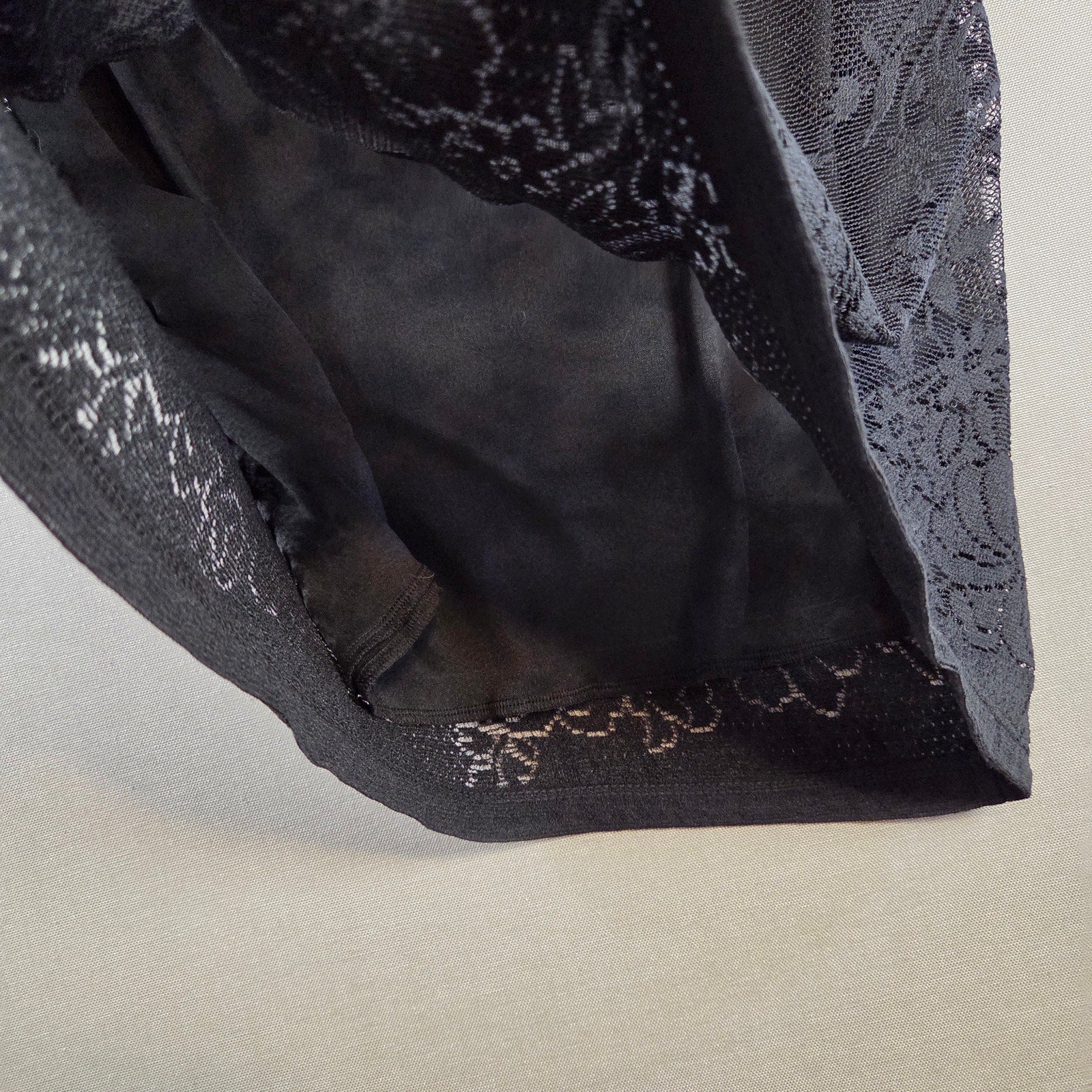 Velvet Torch Little Black Dress Women’s M NWT Lace Overlay Sleeveless USA Made