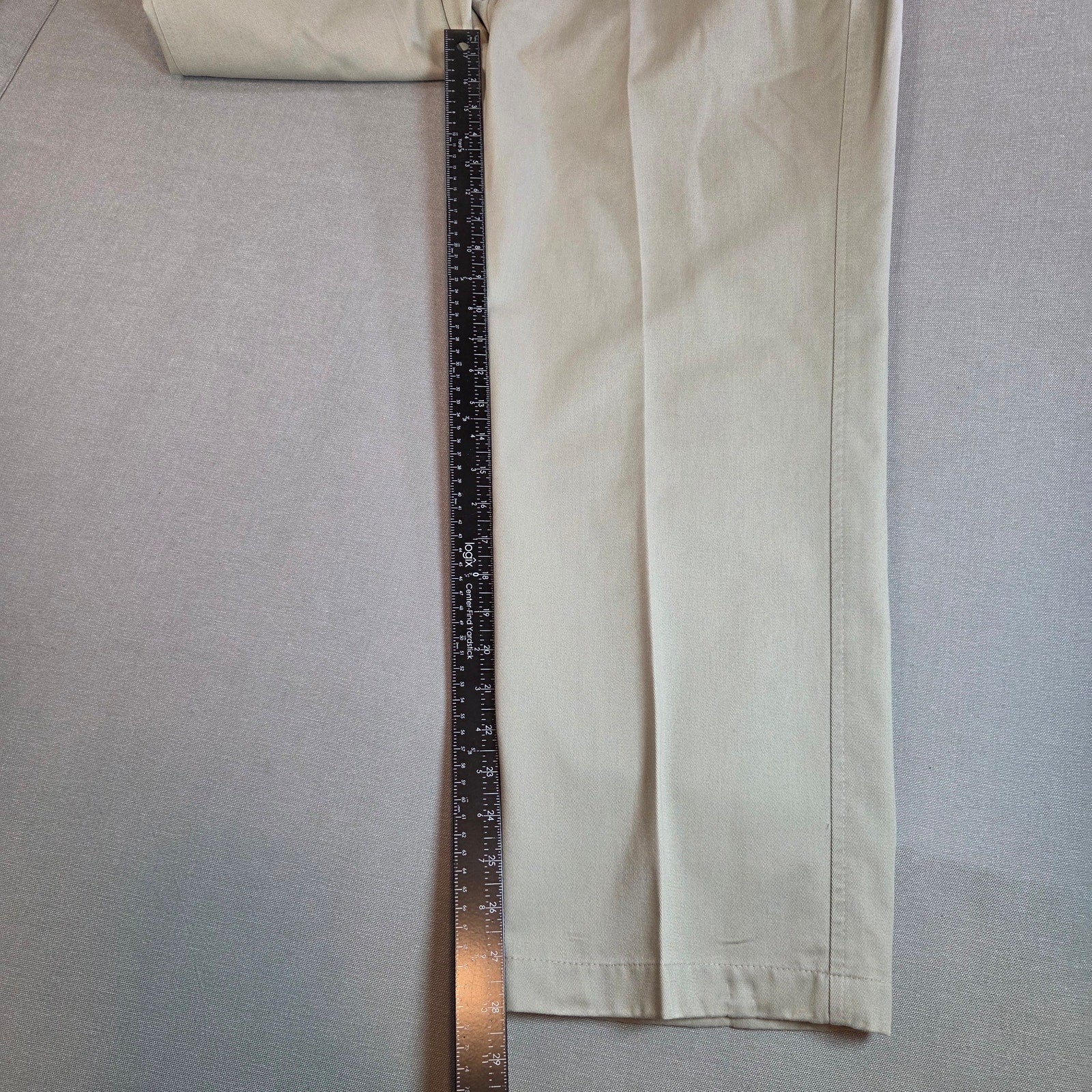 Haggar Generations Pleated Khaki Pants Men’s 38x28 100% Cotton Mexico