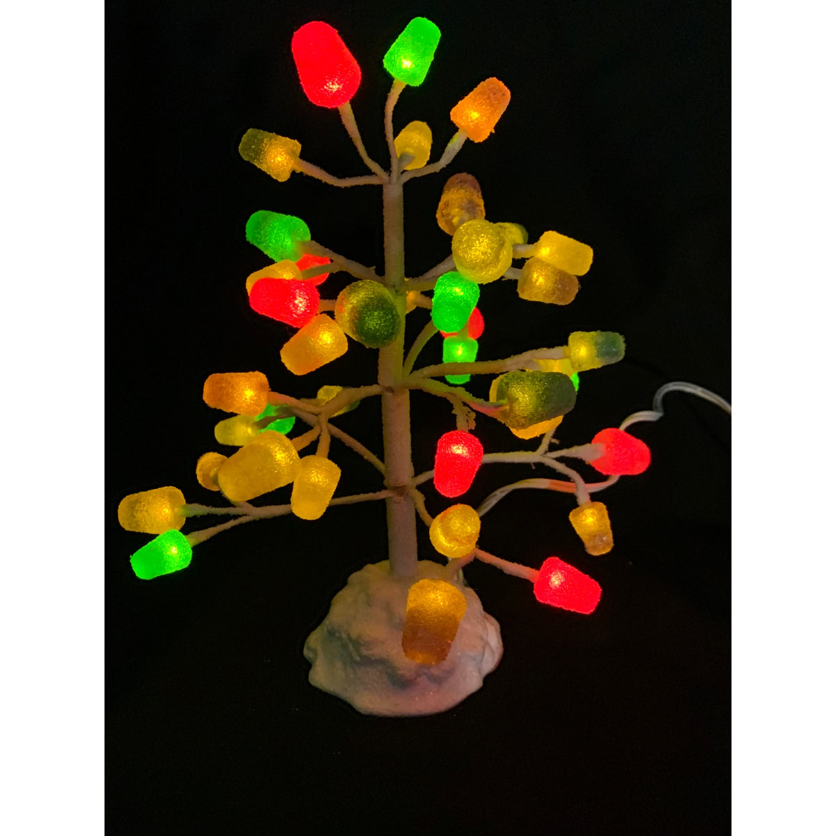 Dept 56 Gumdrop Tree 52967 9 in LED Lighted Village Accessory Tested Box