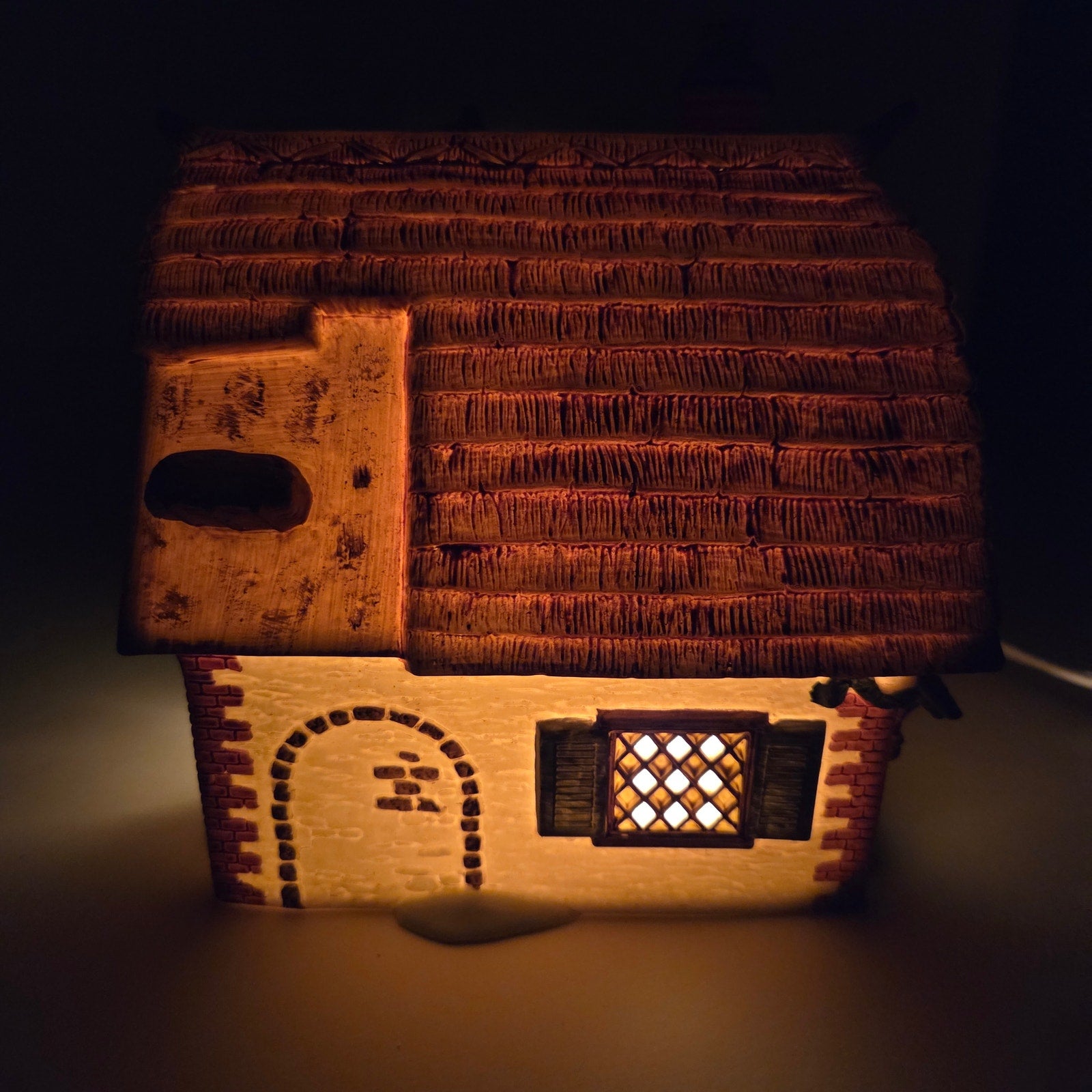 Dept 56 Dickens' Village Cobb Cottage Lighted Building 1991 w/ Box