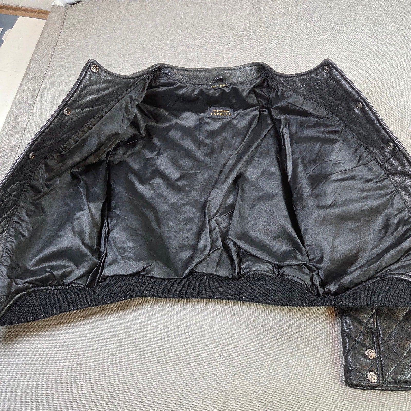 Express Quilted Leather Jacket Womens Small Cropped Bomber Vintage Korea