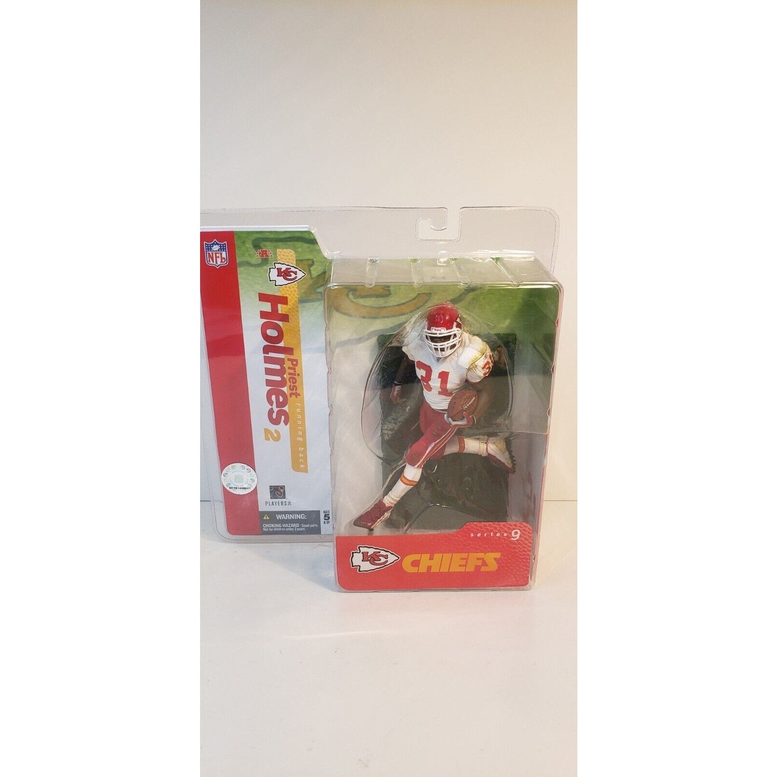 McFarlane Priest Holmes 2004 NFL Series 9 Chiefs White Jersey Figure NIP
