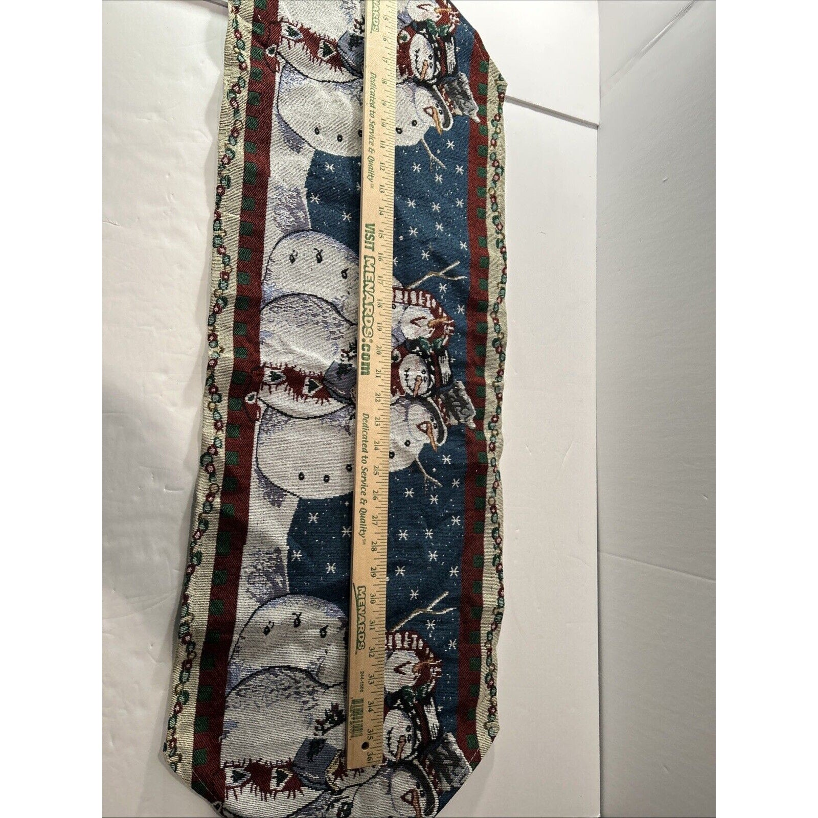 4 Cloth Snowman Themed Placements 18"x13" and a 42"x13" Table Runner