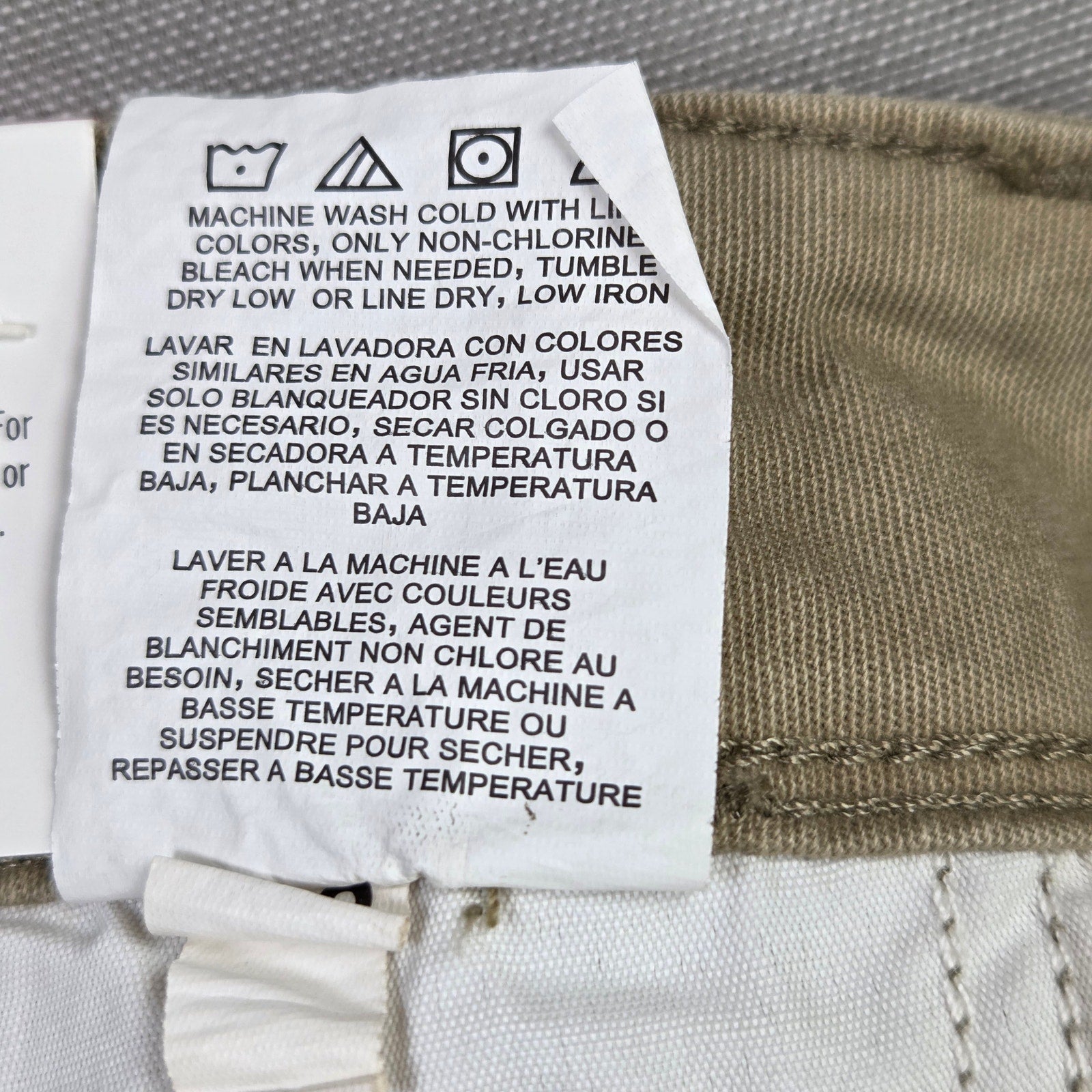 Wrangler Five Star Premium Relaxed Fit Cargo Shorts Khaki 48x10 NWT New