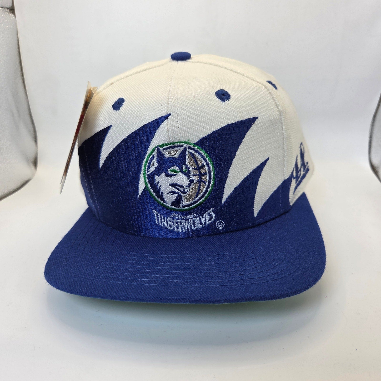 Logo Athletic Minnesota Timberwolves Sharktooth Snapback Hat Vintage 90s NWT