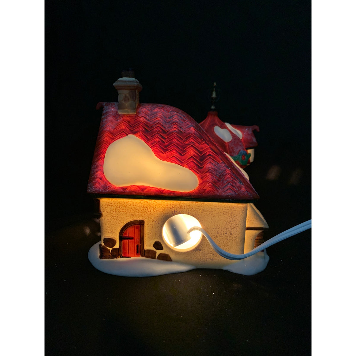 Dept 56 Custom Stitchers 56400 North Pole Elf Land Lighted Building 1998 Box