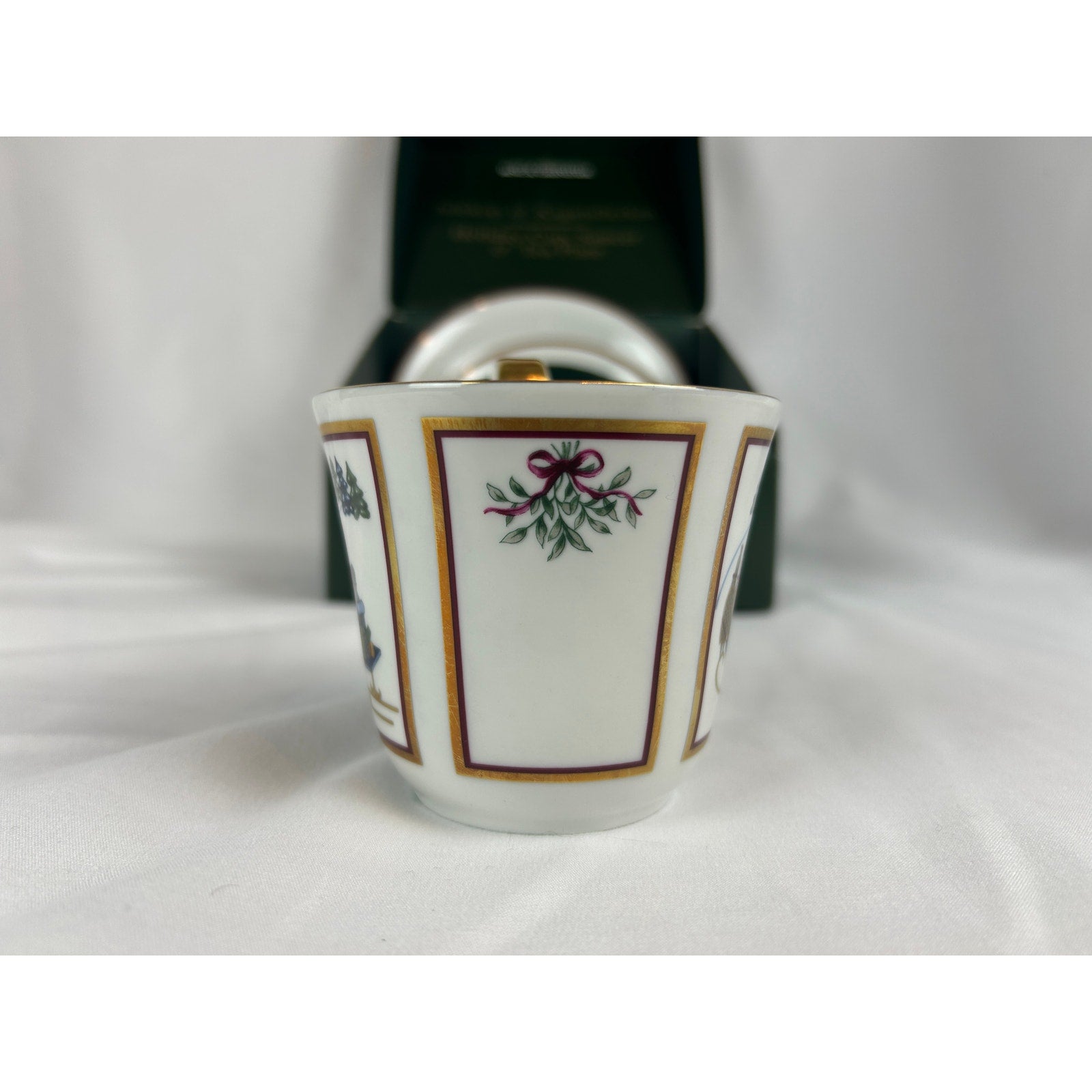 Bing Grondahl 1998 Holiday Collection Cup Saucer Plate Set Denmark Box