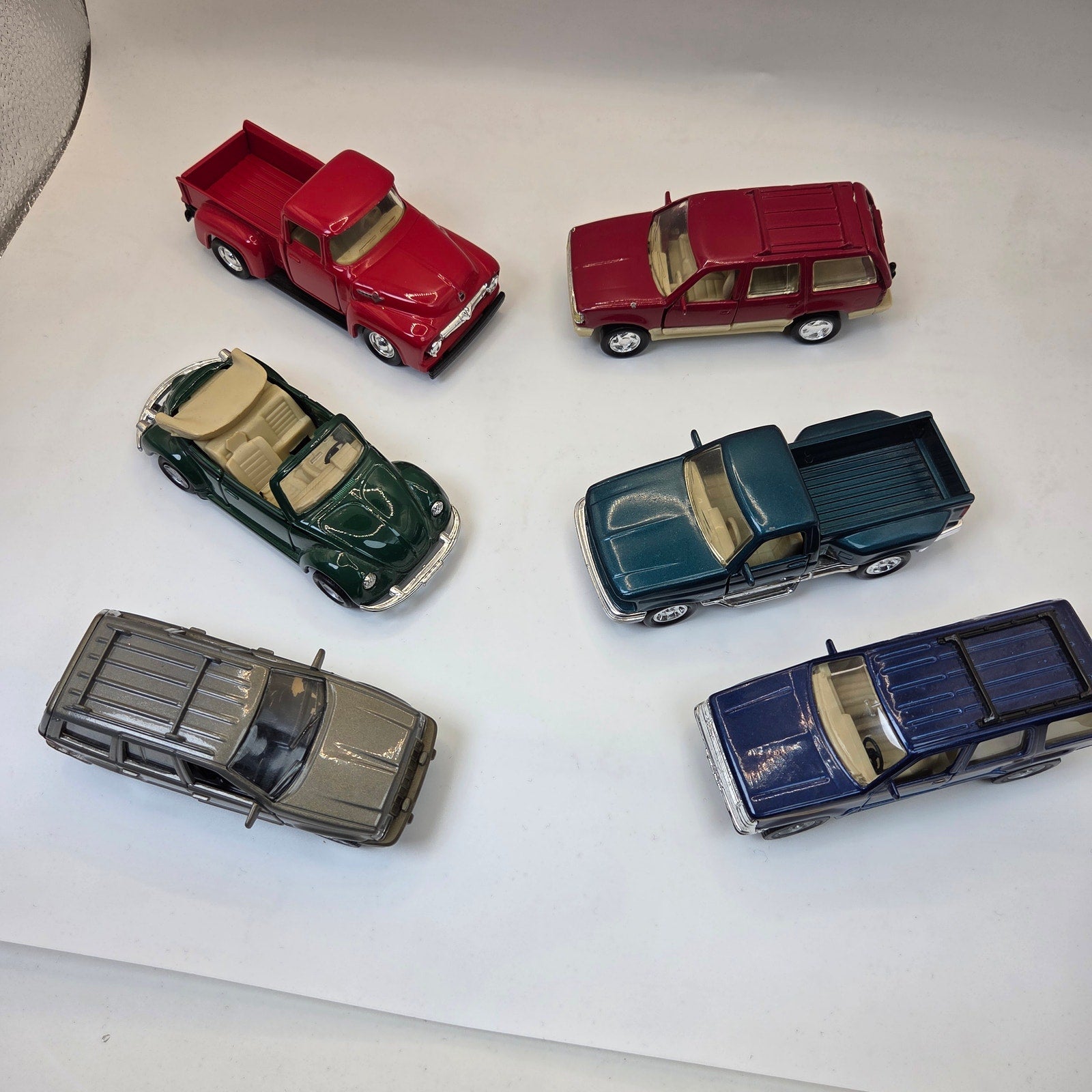 Road Champs Maisto Vintage Diecast Car Lot Ford F100 Explorer VW 1303