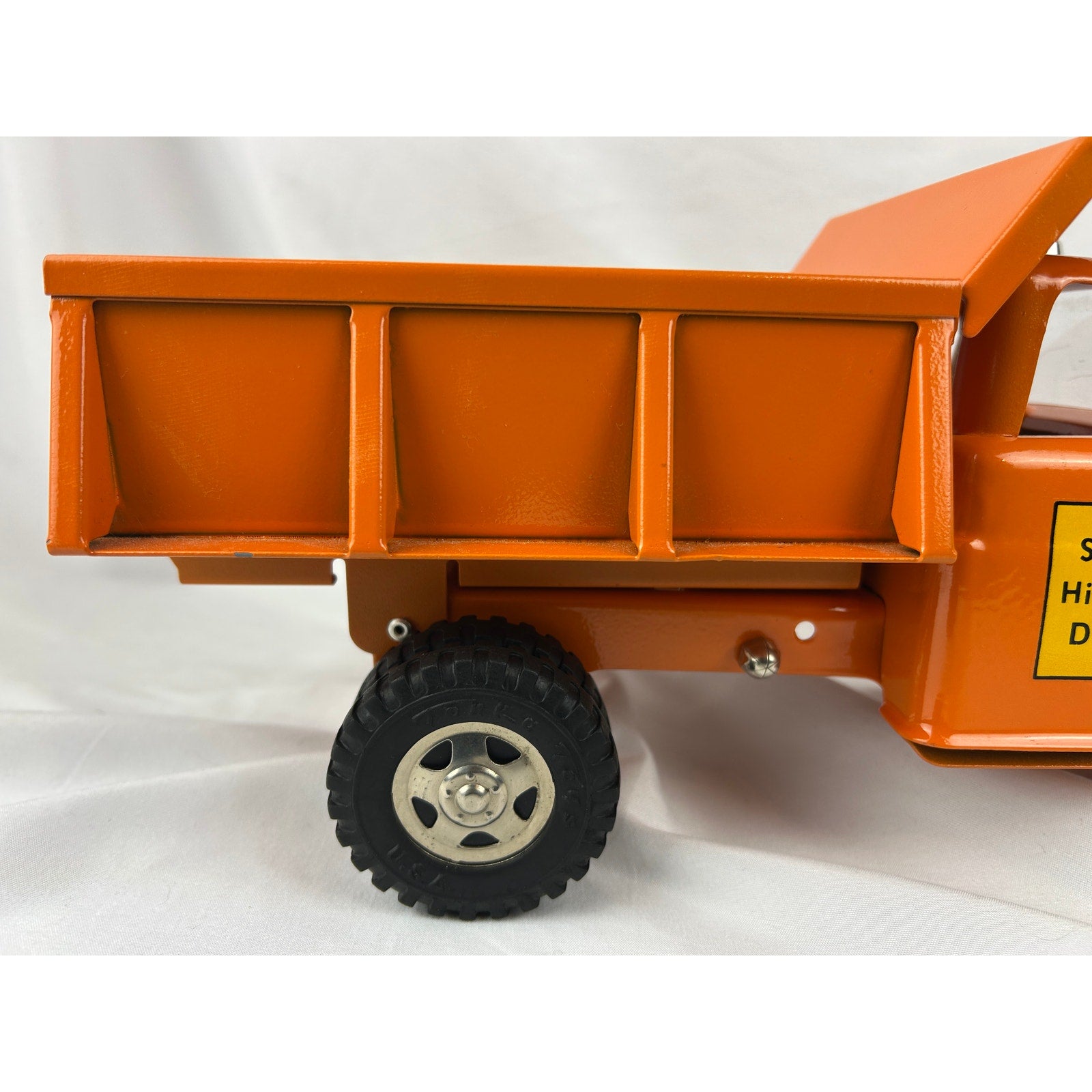 Vintage Tonka State Hi Way Dept Hydraulic Dump Truck Pressed Steel 1950s